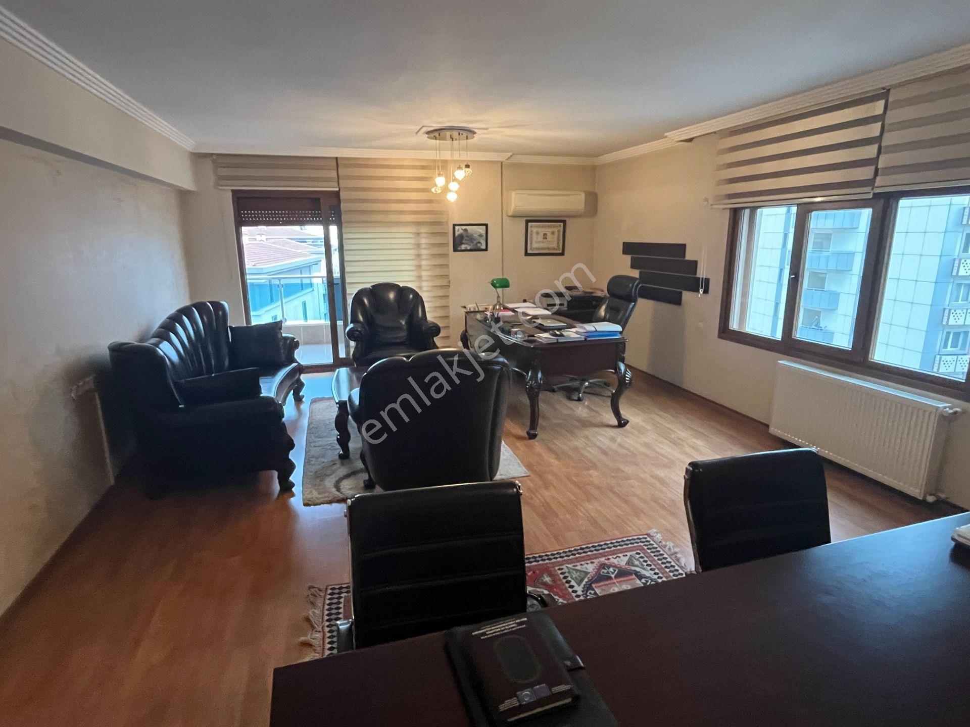 240 M2 4+1 Bölgenin En Geniş Dairelerinden