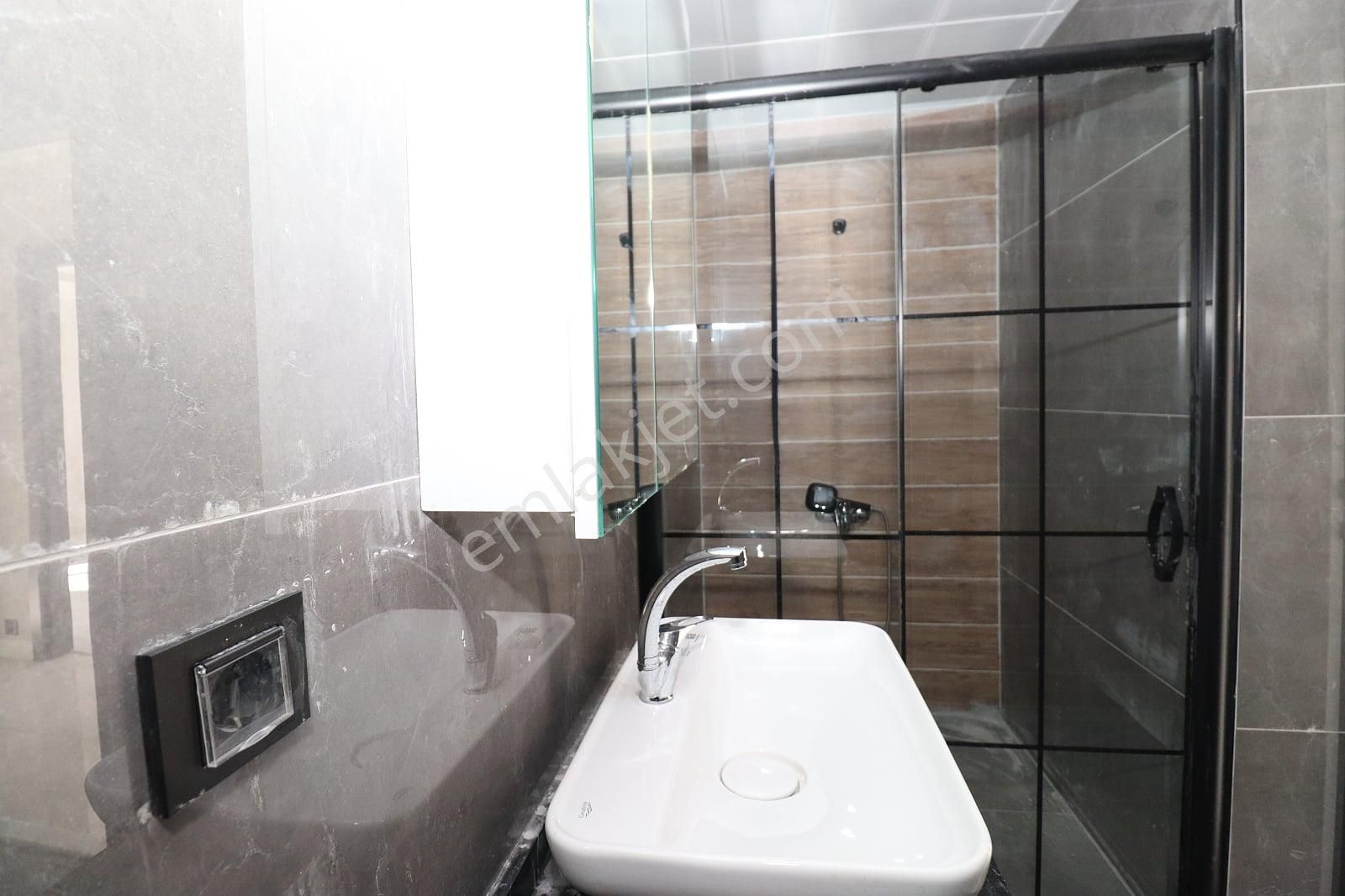 Antalya Kepez'de Tramvaya Yürüme Mesafesinde 4+2 Satılık Daire - Görsel 20