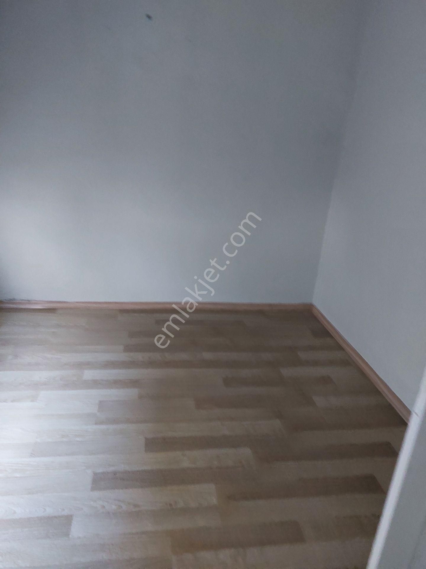 Sakarya Adapazari Merkeze Yakın 3 Katlı Müstakil Satılık Ev - Görsel 4