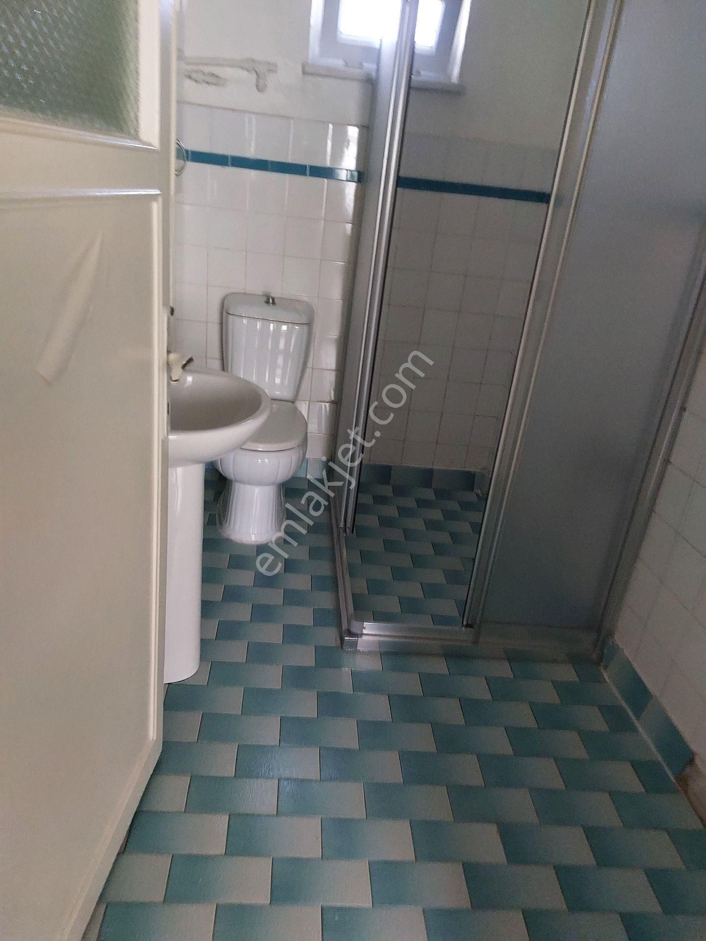 Sakarya Adapazari Merkeze Yakın 3 Katlı Müstakil Satılık Ev - Görsel 13