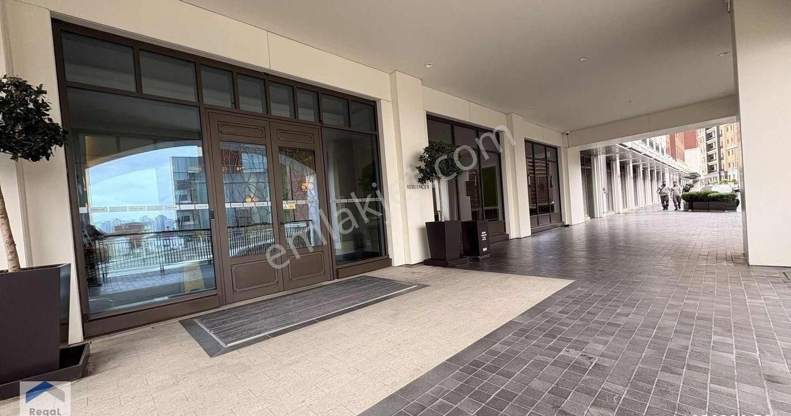 Emaar Square'de Lüks Eşyalı, Büyük Tıp 2+1 Satılık Resıdence! - Görsel 9