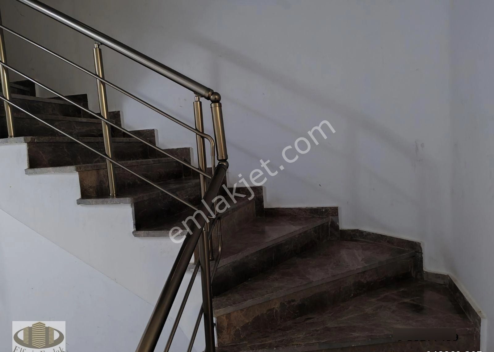 Vadi Şehirde Satılık Lüks 1+1 Daire - Görsel 7