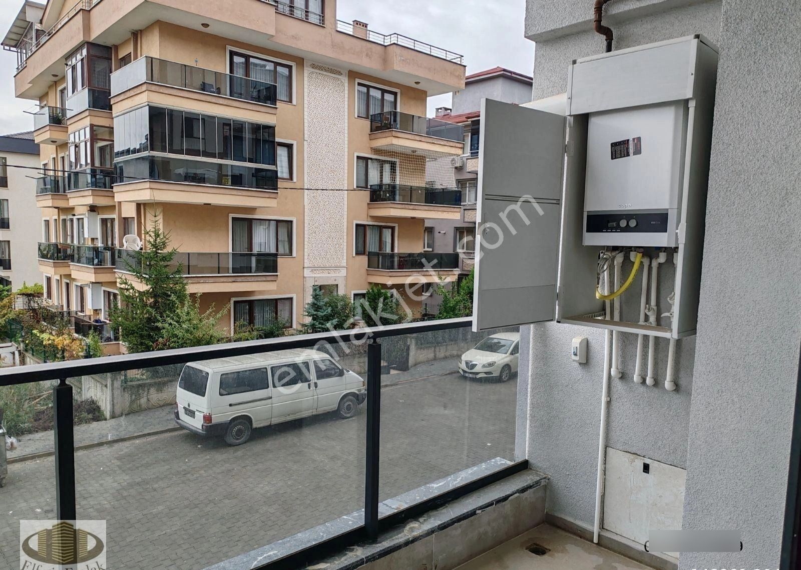 Gop'ta Geniş 1+1 Kiralık Daire - Görsel 4