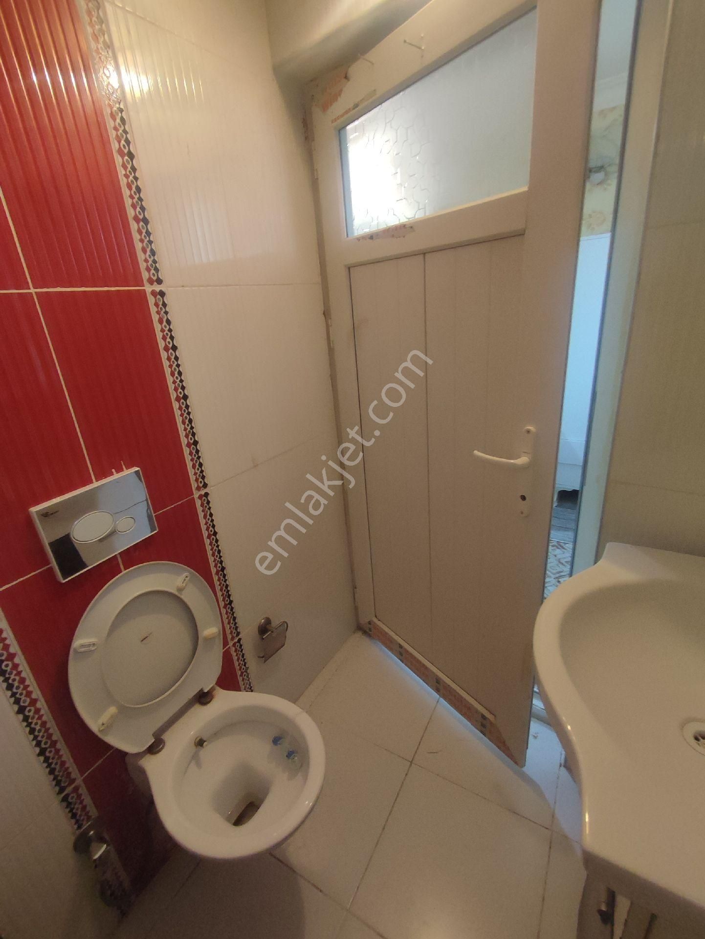 Beyaz Evler Mahallesi Eşyalı Daire 1+0 - Görsel 3
