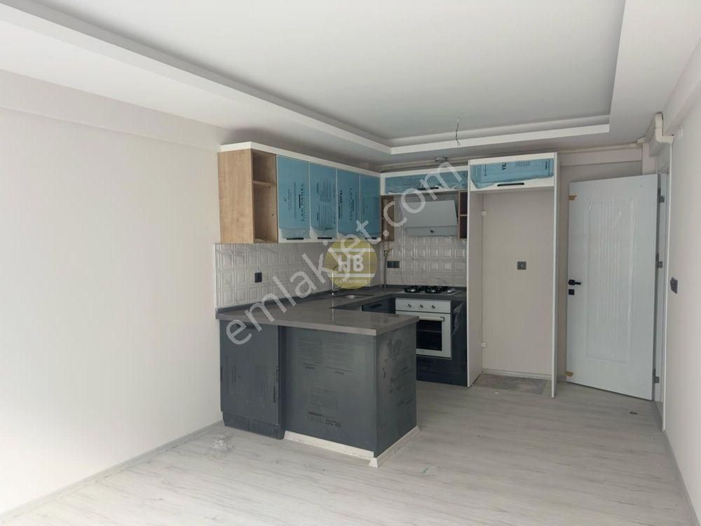 Hb'den 2+1 Satılık Sıfır Daire, Ara Kat, Otoparklı, Çift Cephe