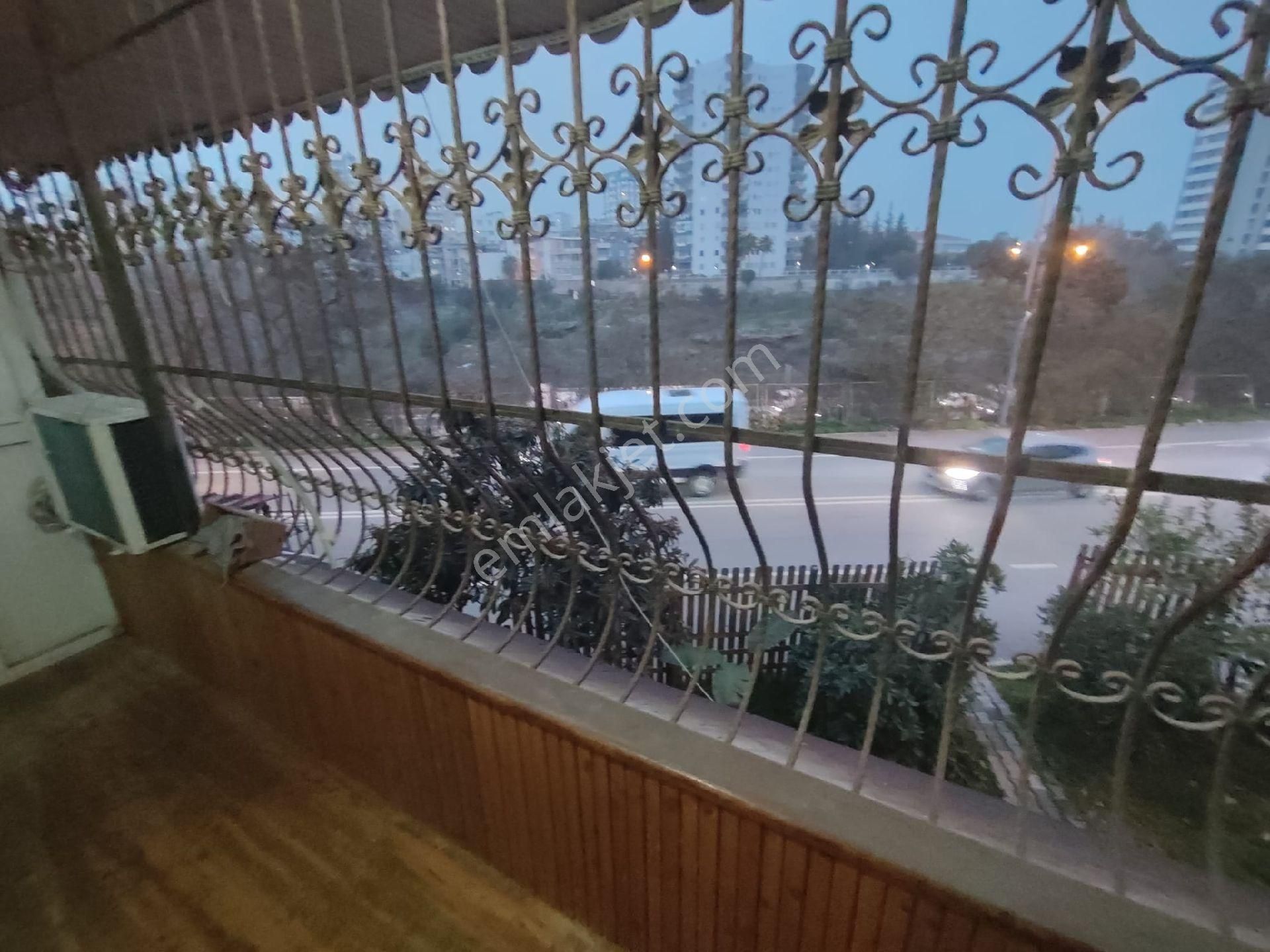 Baraj Yoluda Kiralık Eşyalı Daire