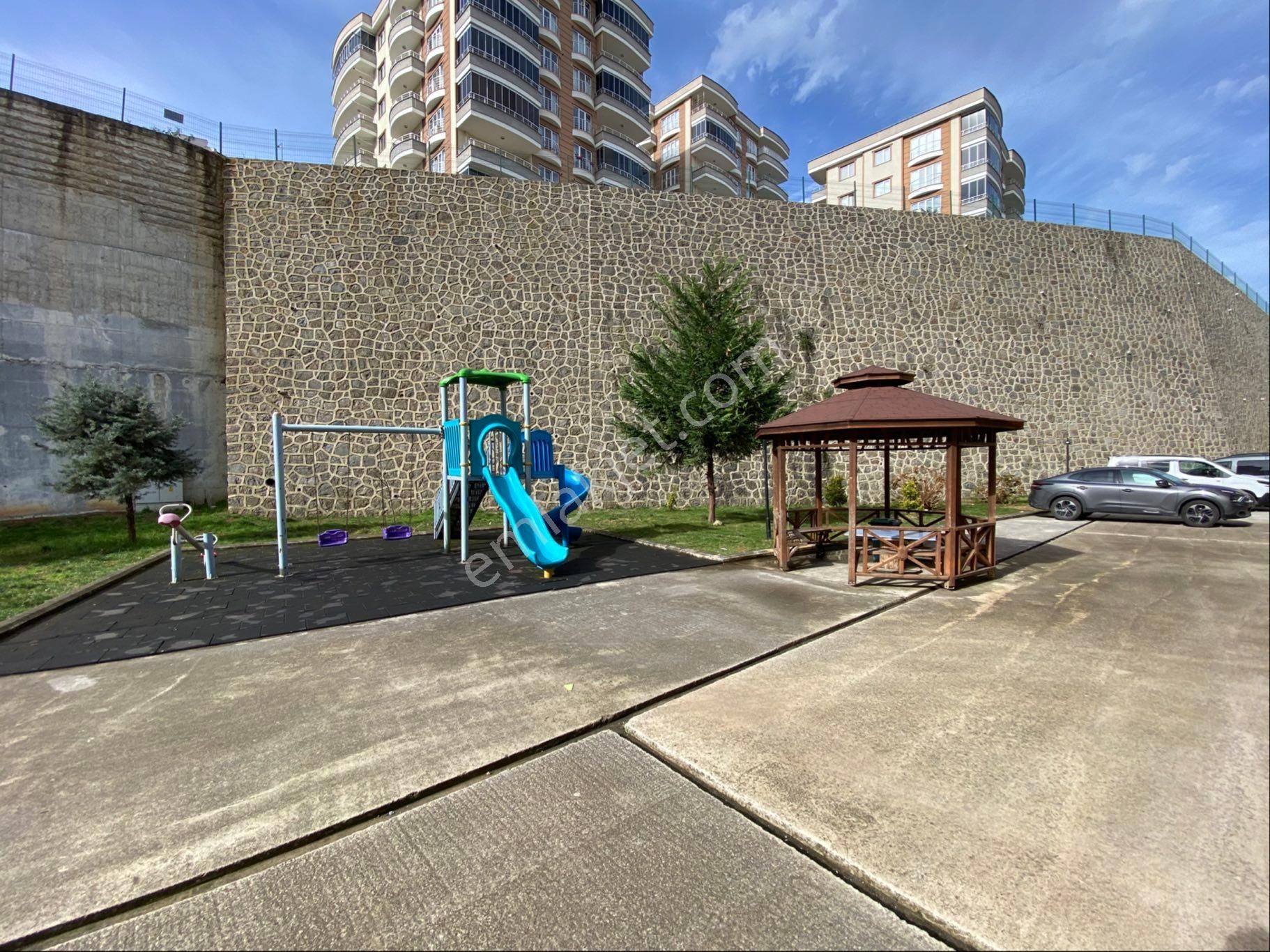 Yalı Gayrimenkulden Pelitli Site İçeridinde Uzun Süreli Kiralık 3+1 Eşyalı Daire - Görsel 22