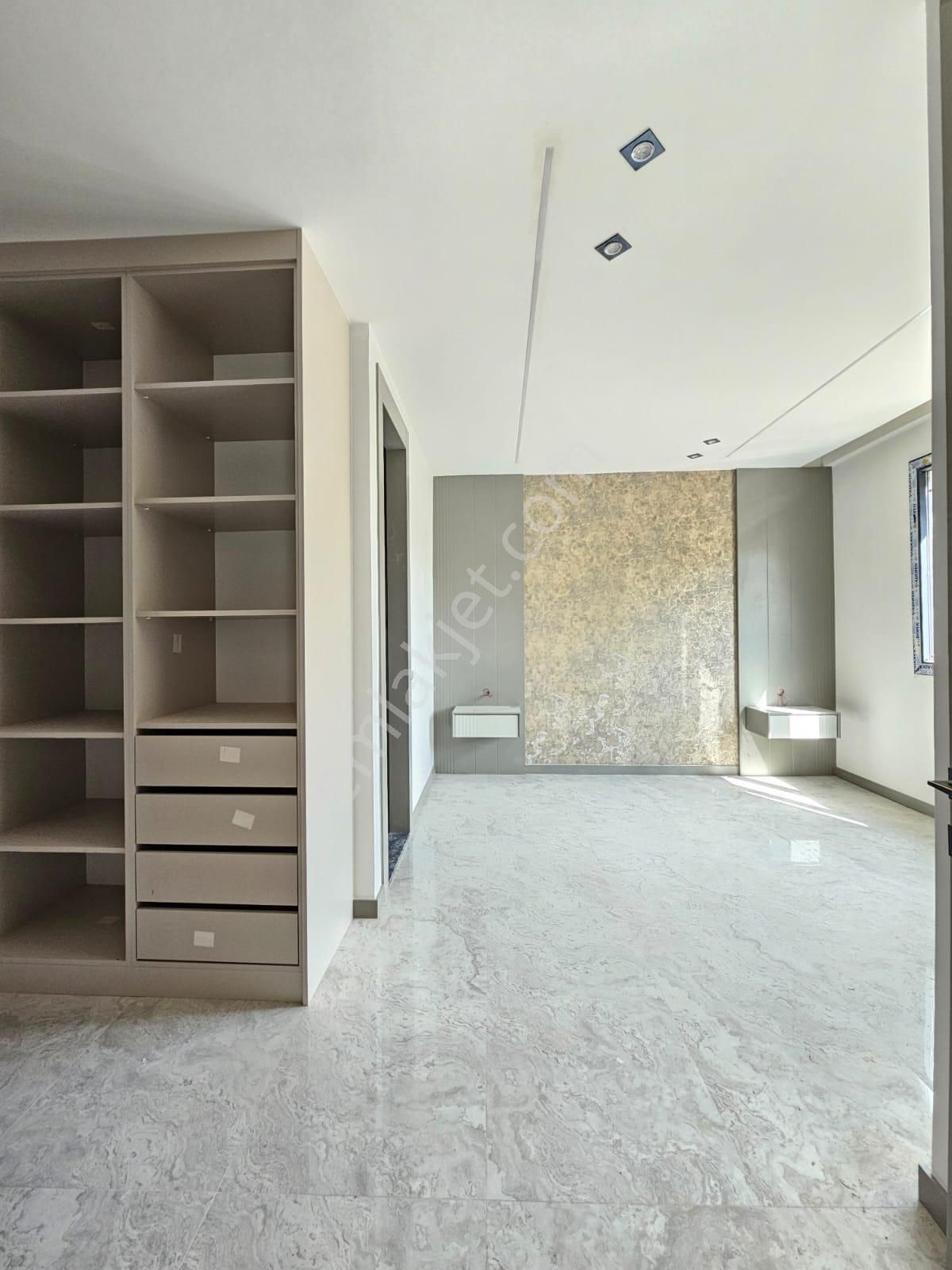 Denizli 1200 Evlerde Panjurlu Giyinme Odalı Ebeveyn Banyolu Lüks Daireler - Görsel 15