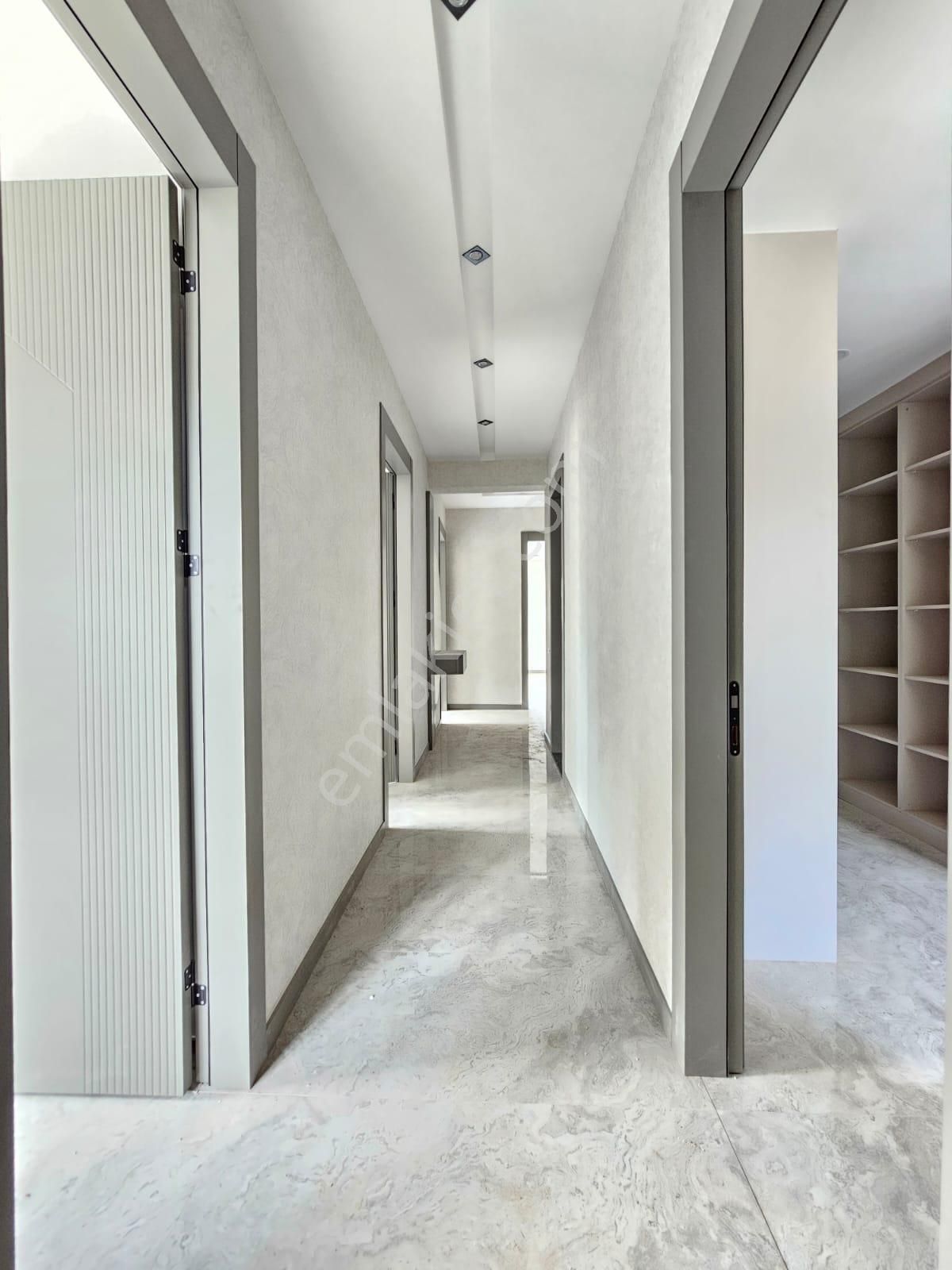 Denizli 1200 Evlerde Panjurlu Giyinme Odalı Ebeveyn Banyolu Lüks Daireler - Görsel 28