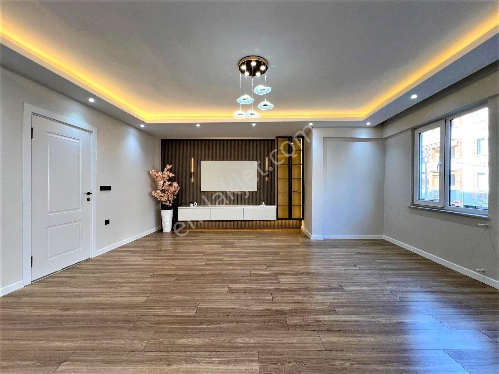 🟠🟠alfa'dan Akçay'da Şahane Tasarımıyla Hayran Bırakan Satılık Arakat Ayrı Mutfak 3+1 Daire - Görsel 2