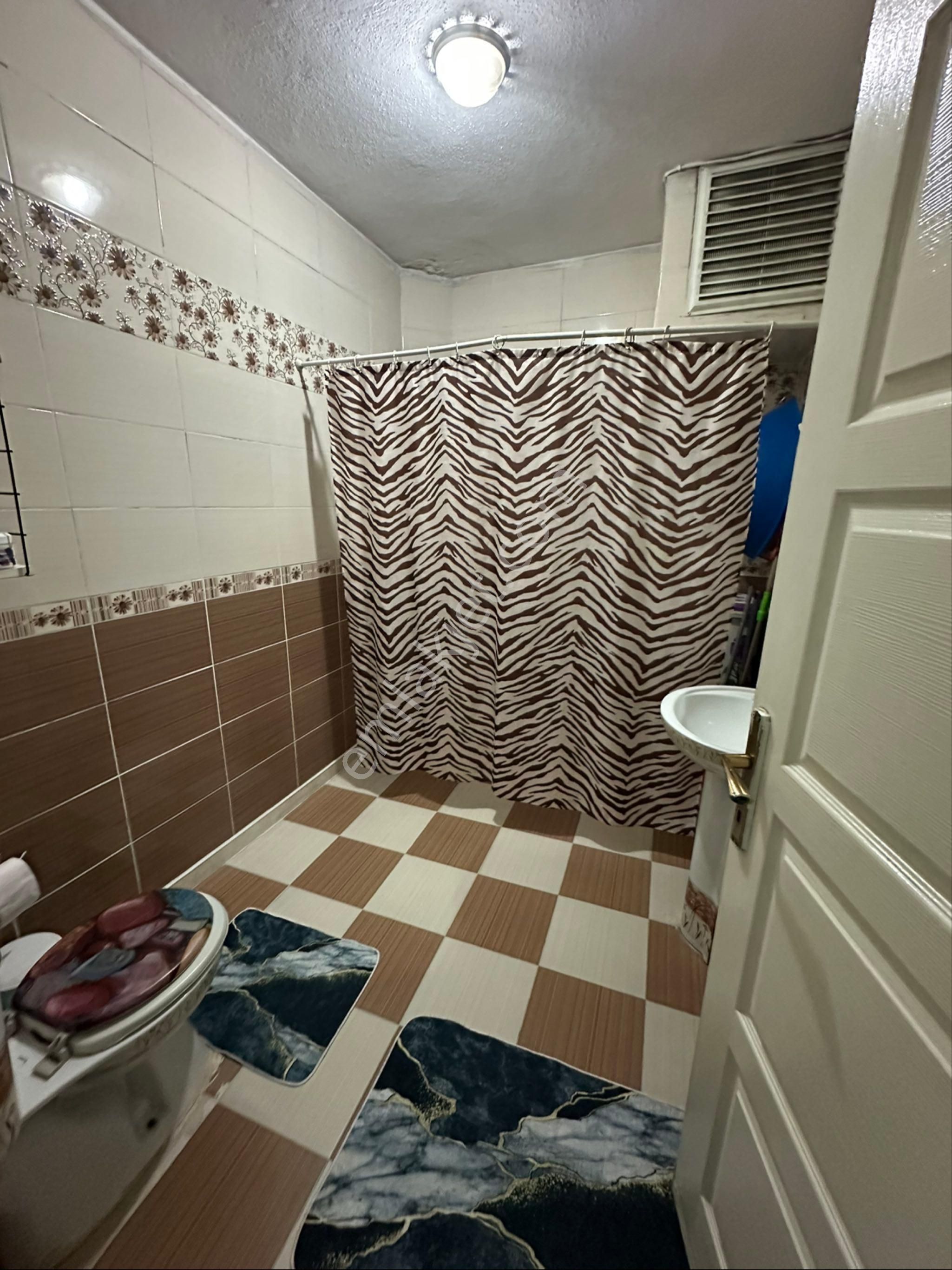 Kare’den Deva Hastanesi Civarında 3 Katlı Müstakil. - Görsel 16