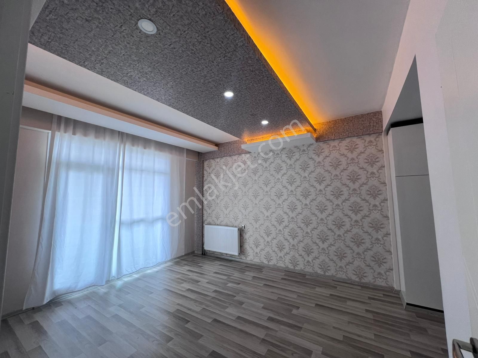 Makro Life Gayrimenkul'den Fabrika Mahallesi Amerikan Koleji Yanında Acil Kiralık 3+1 Daire - Görsel 13
