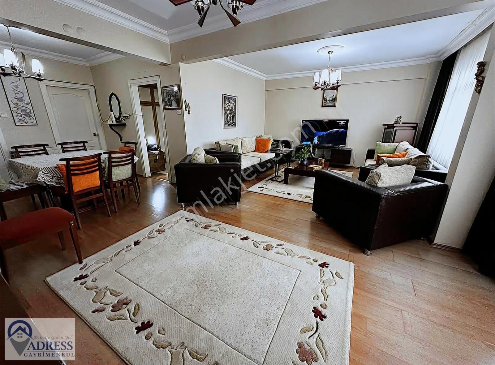 Ümraniye Merkezde Eşsiz Konumda Metroya Yakın Satılık Fırsat - Görsel 15