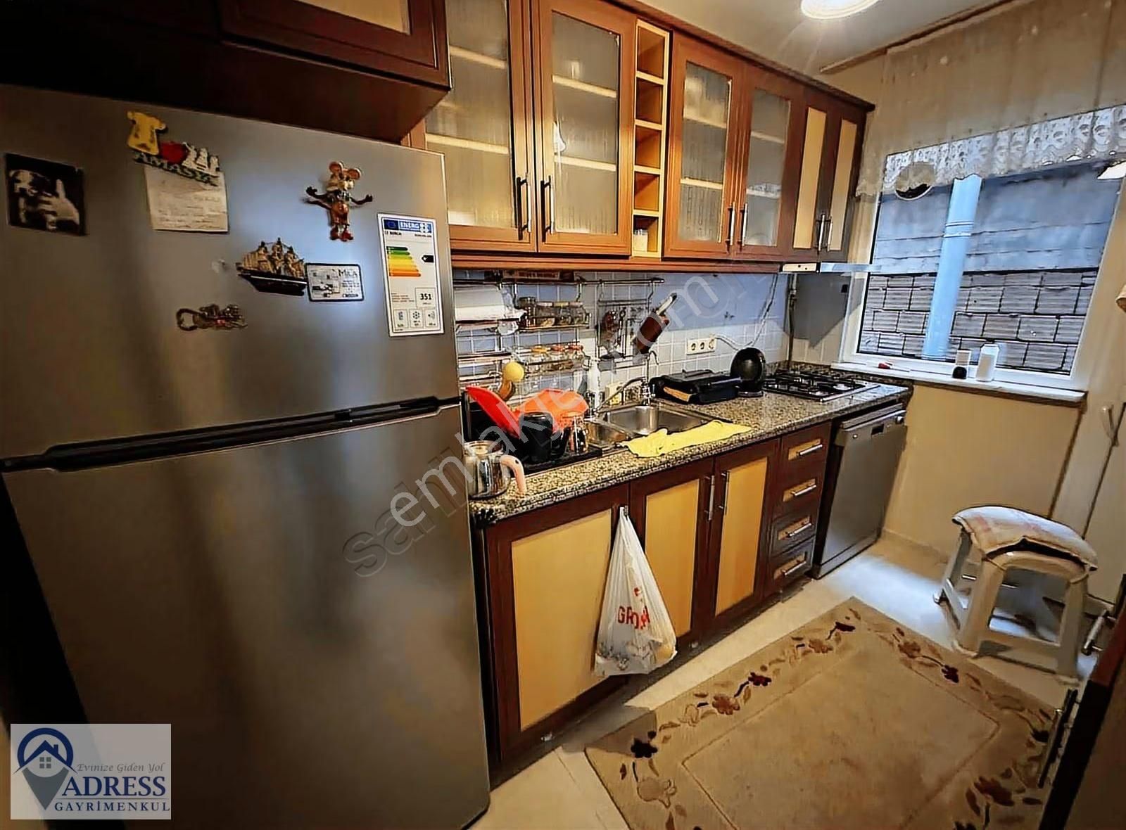 Ümraniye Merkezde Eşsiz Konumda Metroya Yakın Satılık Fırsat - Görsel 10