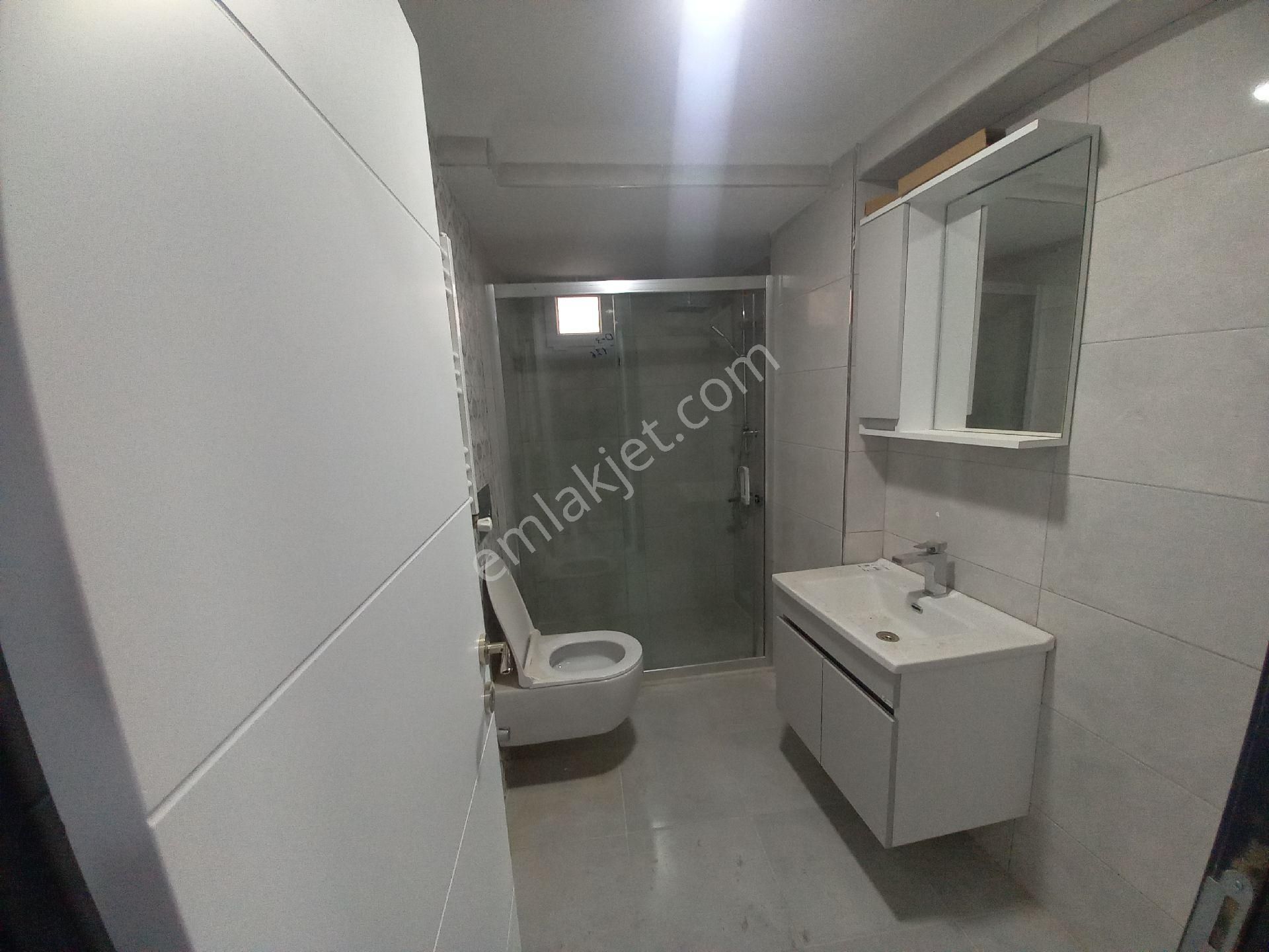 Bahçelievler Yenibosna Çobançeşme Mah Satılık Daire Kat. 1.2+1 - Görsel 32