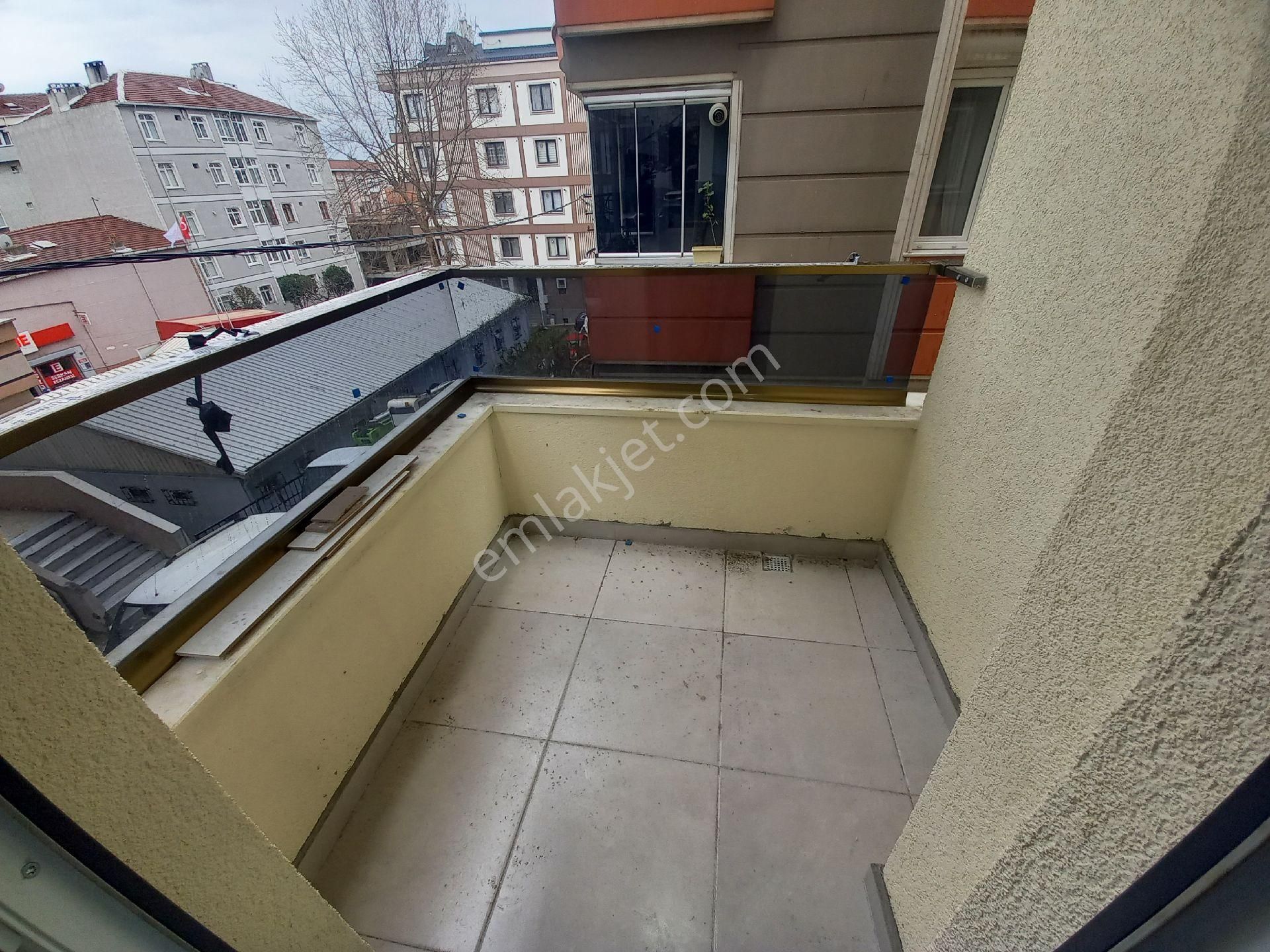 Bahçelievler Yenibosna Çobançeşme Mah Satılık Daire Kat. 1.2+1 - Görsel 9