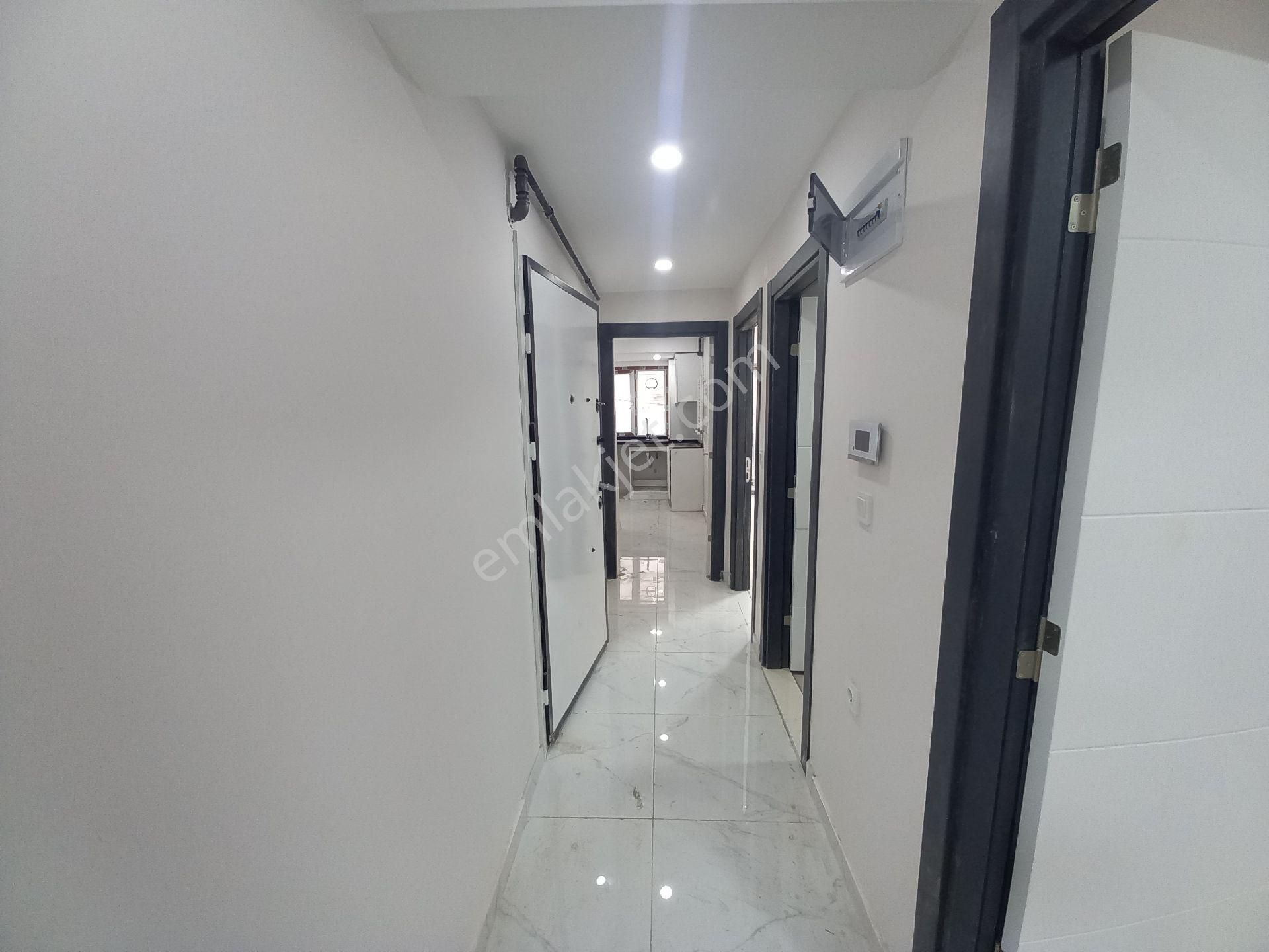 Bahçelievler Yenibosna Çobançeşme Mah Satılık Daire Kat. 1.2+1 - Görsel 23