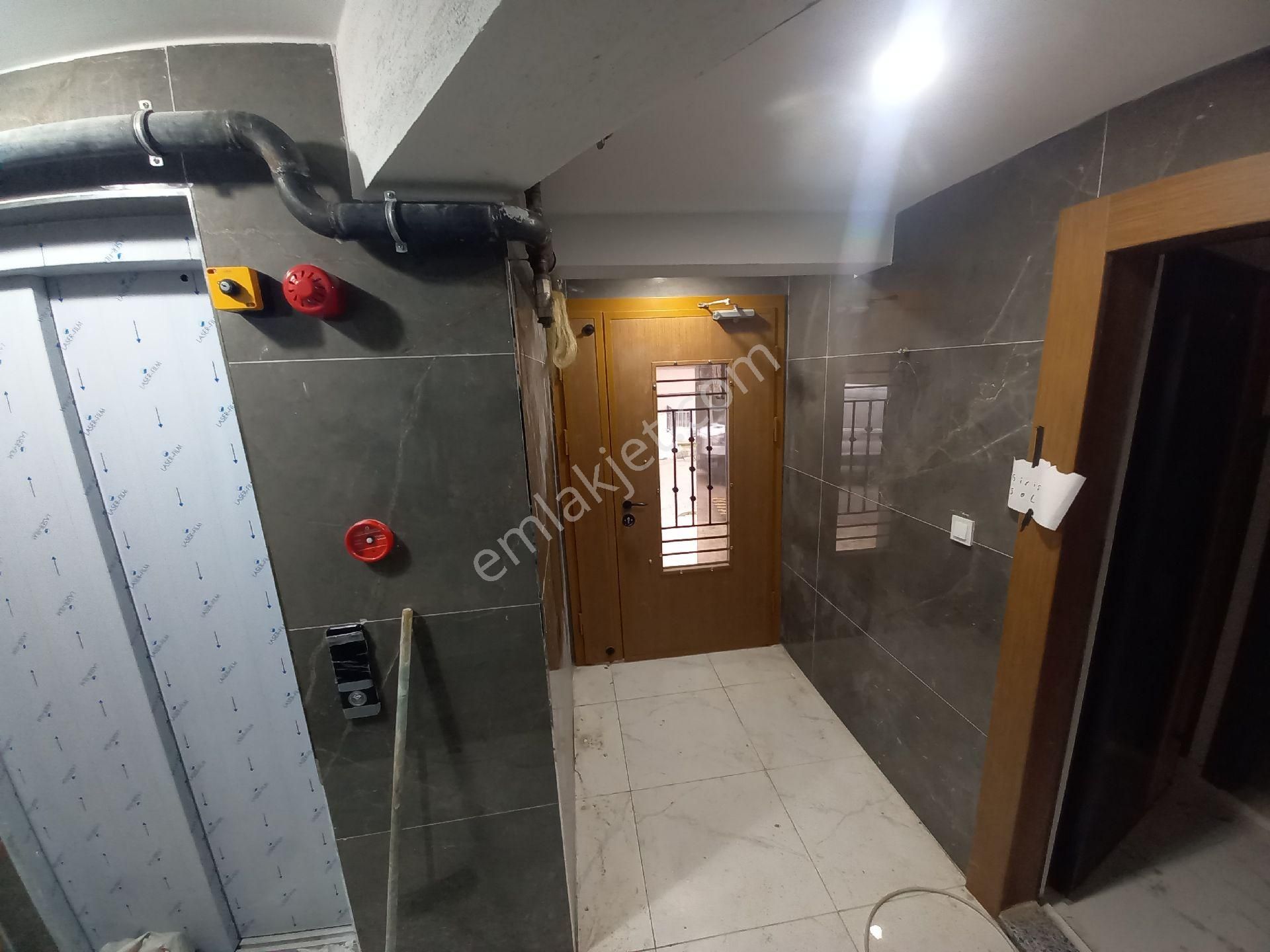 Bahçelievler Yenibosna Çobançeşme Mah Satılık Daire Kat. 1.2+1 - Görsel 34