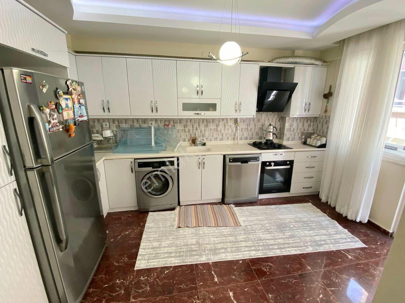 Furkan Emlak'tan Kadifekale Mevkisinde 5+2 4.kat 260m2 9 Yıllık Dubleks Daire