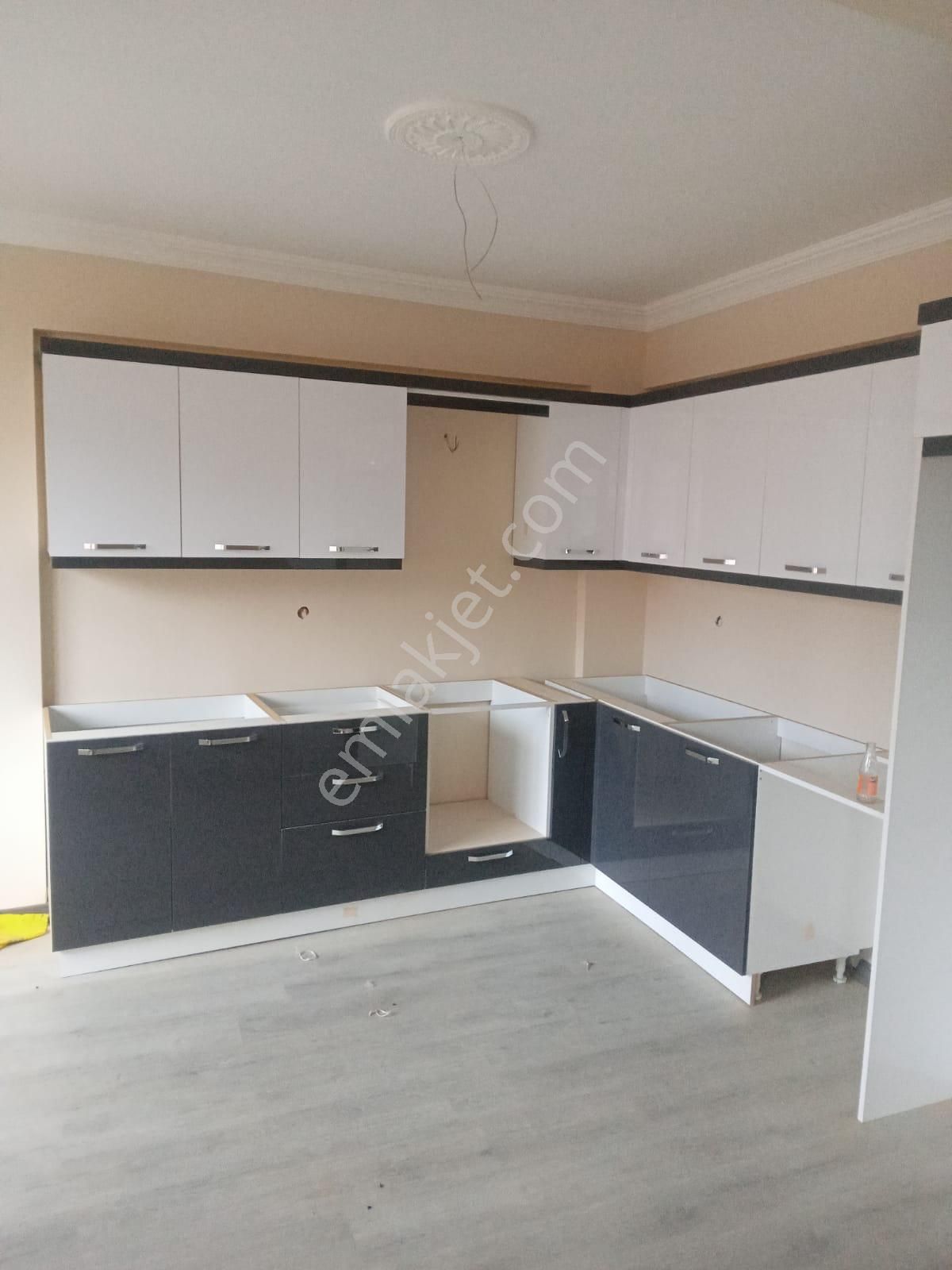 Atatürk Bulvarı Merkezde Daire - Görsel 3