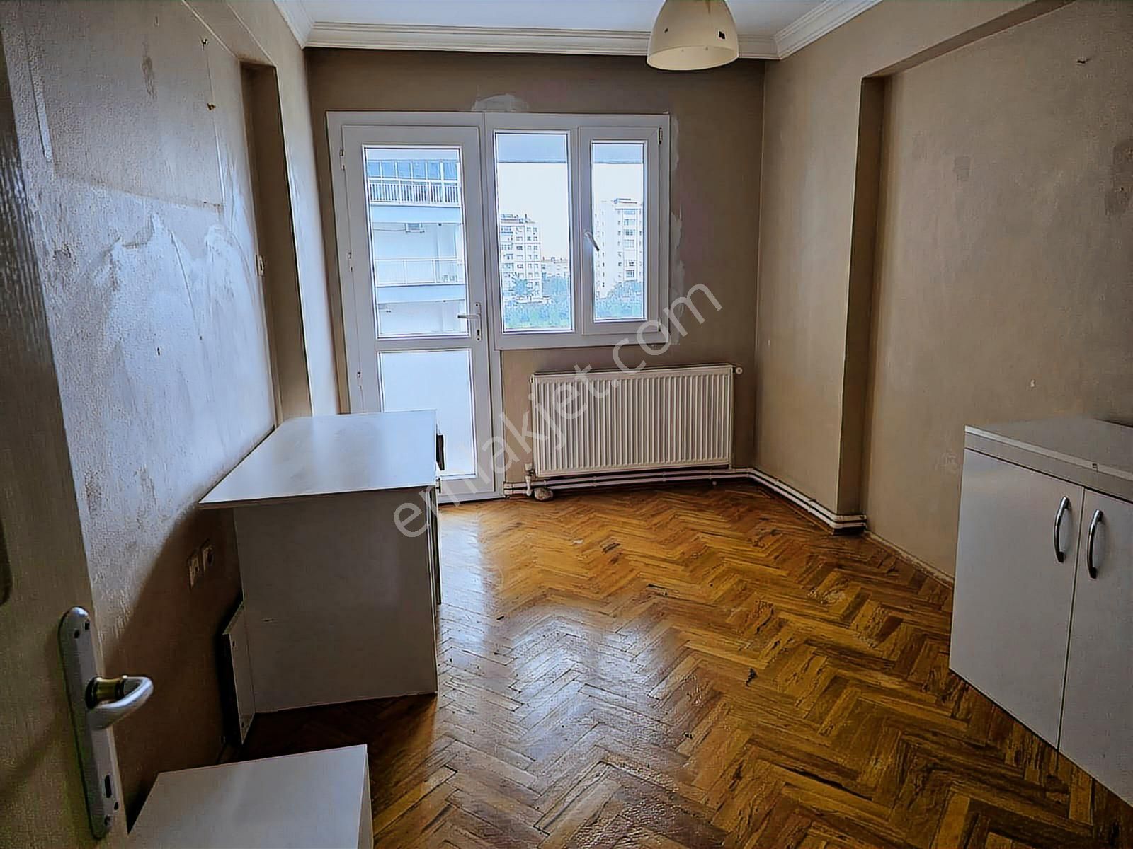 Buca Cumhuriyet Mah De Ara Kat 3+1 D.gazlı Kiralık Daire - Görsel 10