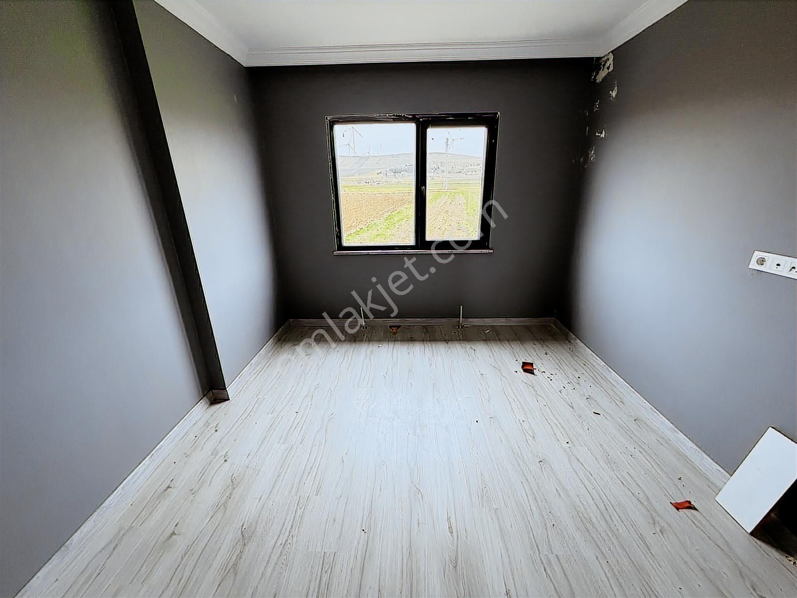 Silivri Ortaköy'de Site İçinde 2.5 Katlı Satılık Özel Villa - Görsel 33