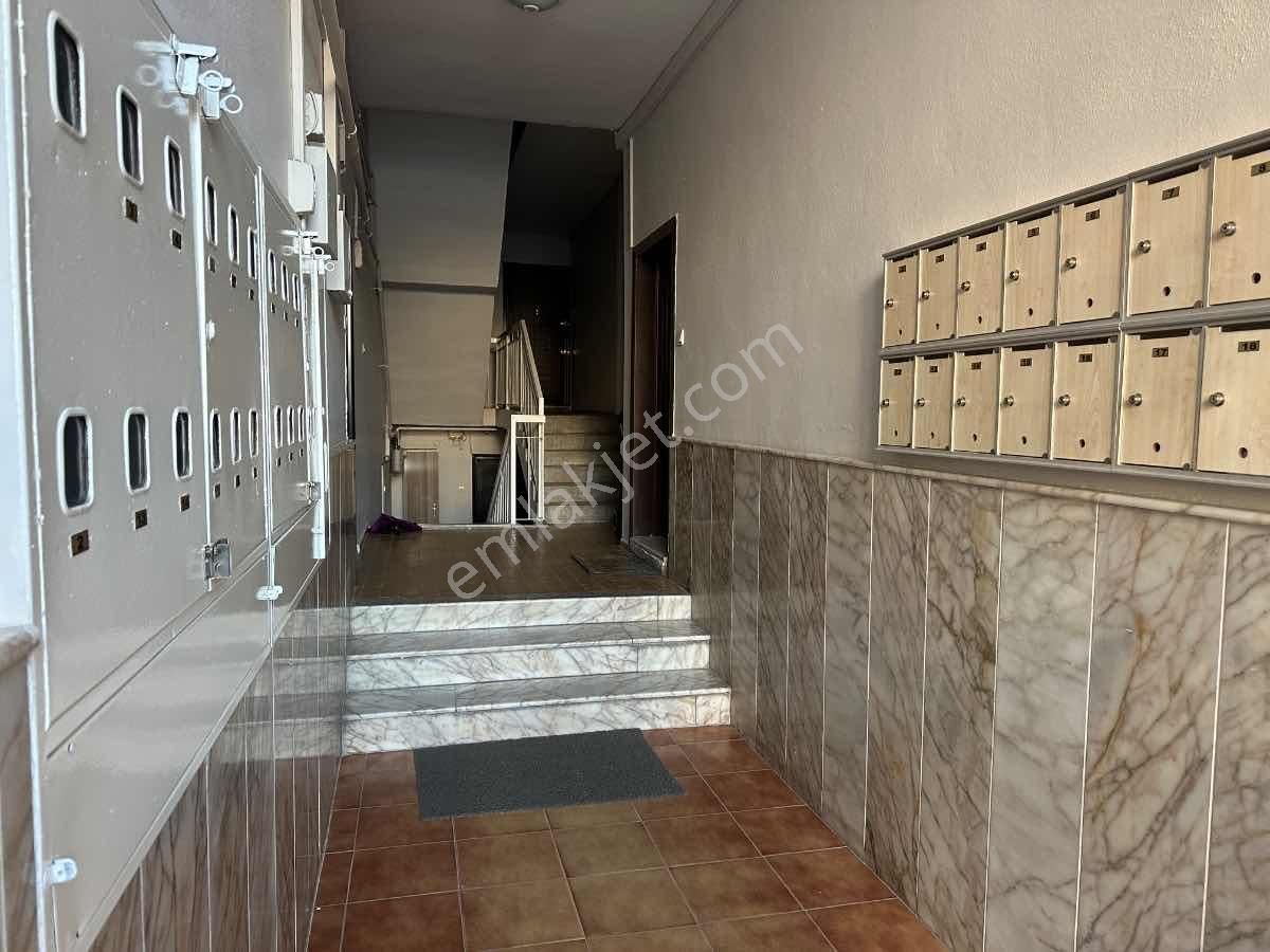 Bostanlı Merkezde | 4. Kat | 3 Balkonlu | Geniş Mutfaklı Kiralık Daire - Görsel 26