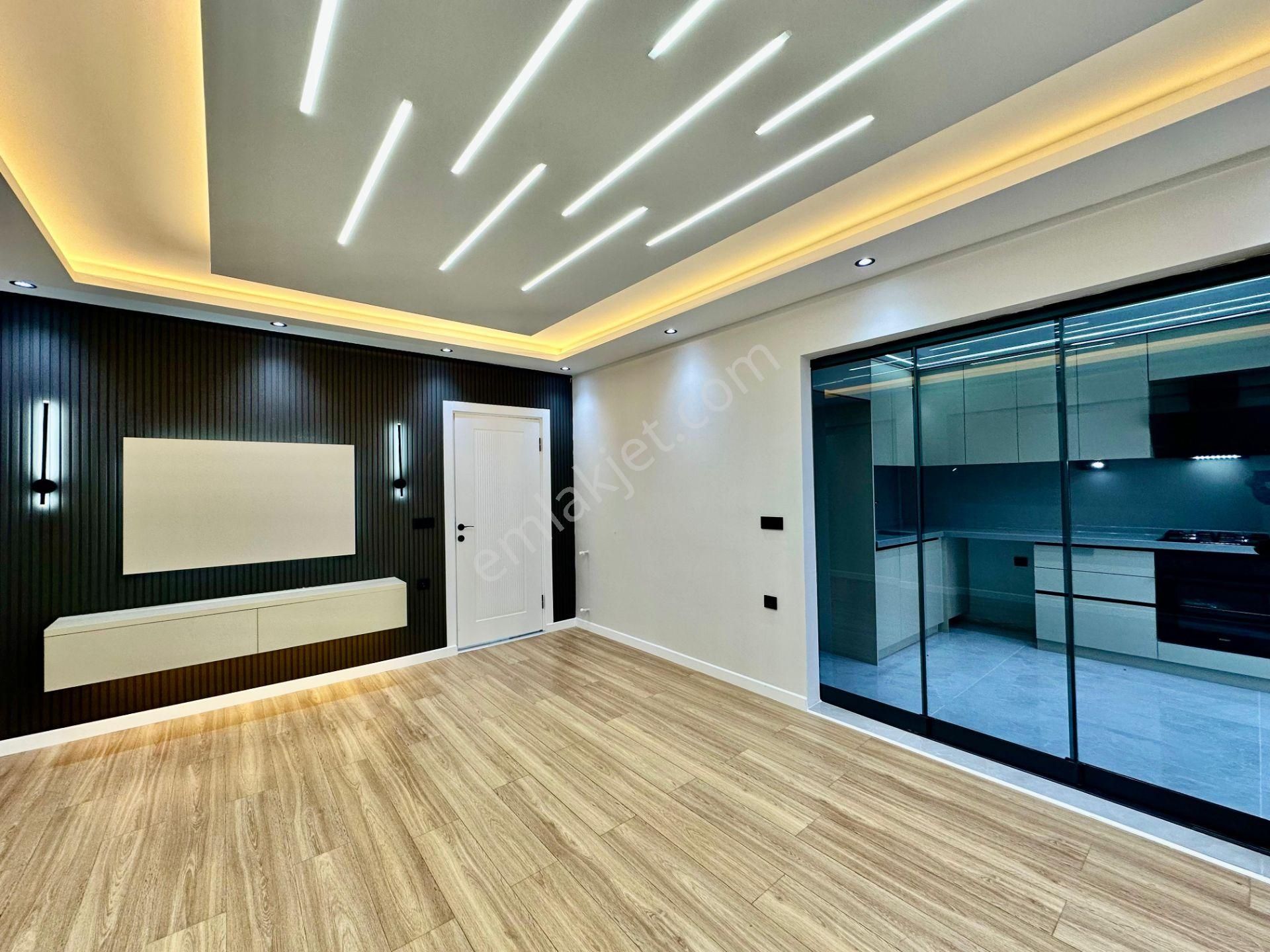 ꧁ay Emlaktan꧂sarıkızda Denize 100 Mt Ön Cephe Arakat Ebeveyn Banyolu Satılık 2+1 İçi Yapılı Daire