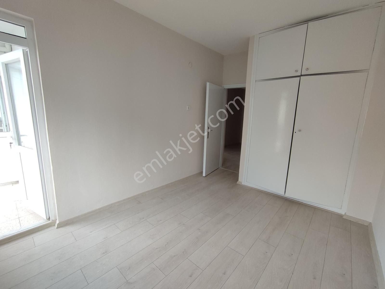 Kışla Mh'de Tam Merkezde Çok Geniş 2+1 Kiralık Daire - Görsel 12