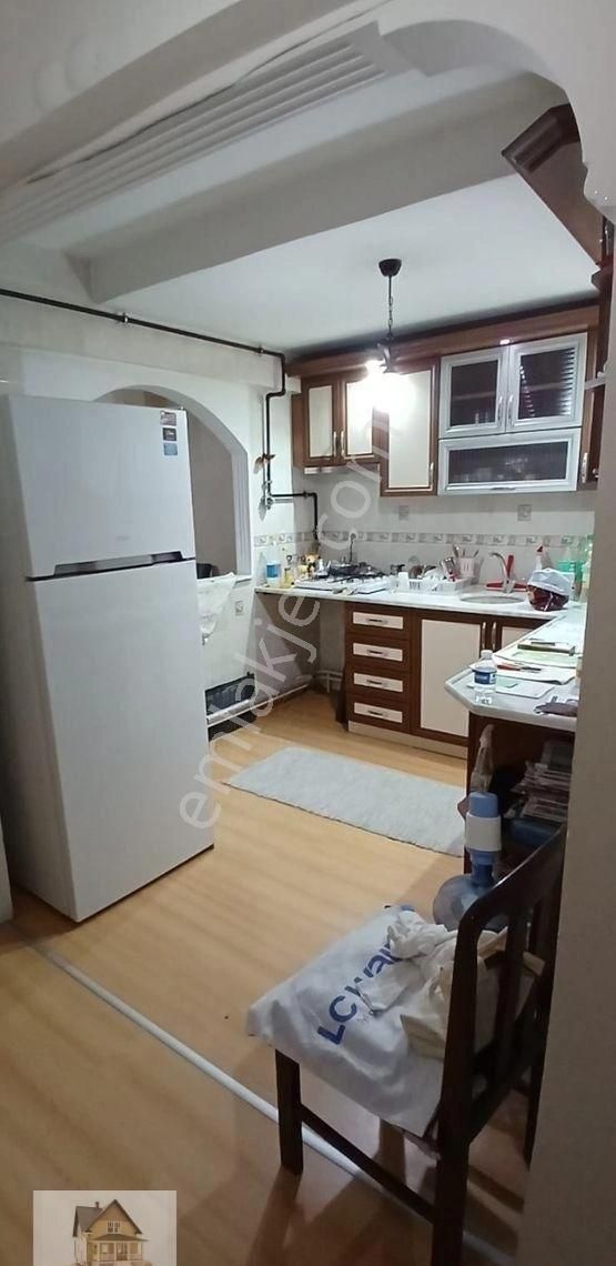 Üçyol Metroya Yakın 2+1 110m2 - Görsel 12