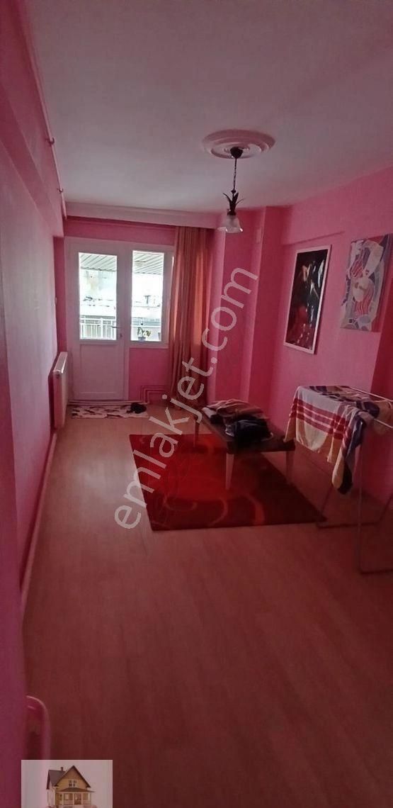 Üçyol Metroya Yakın 2+1 110m2 - Görsel 15