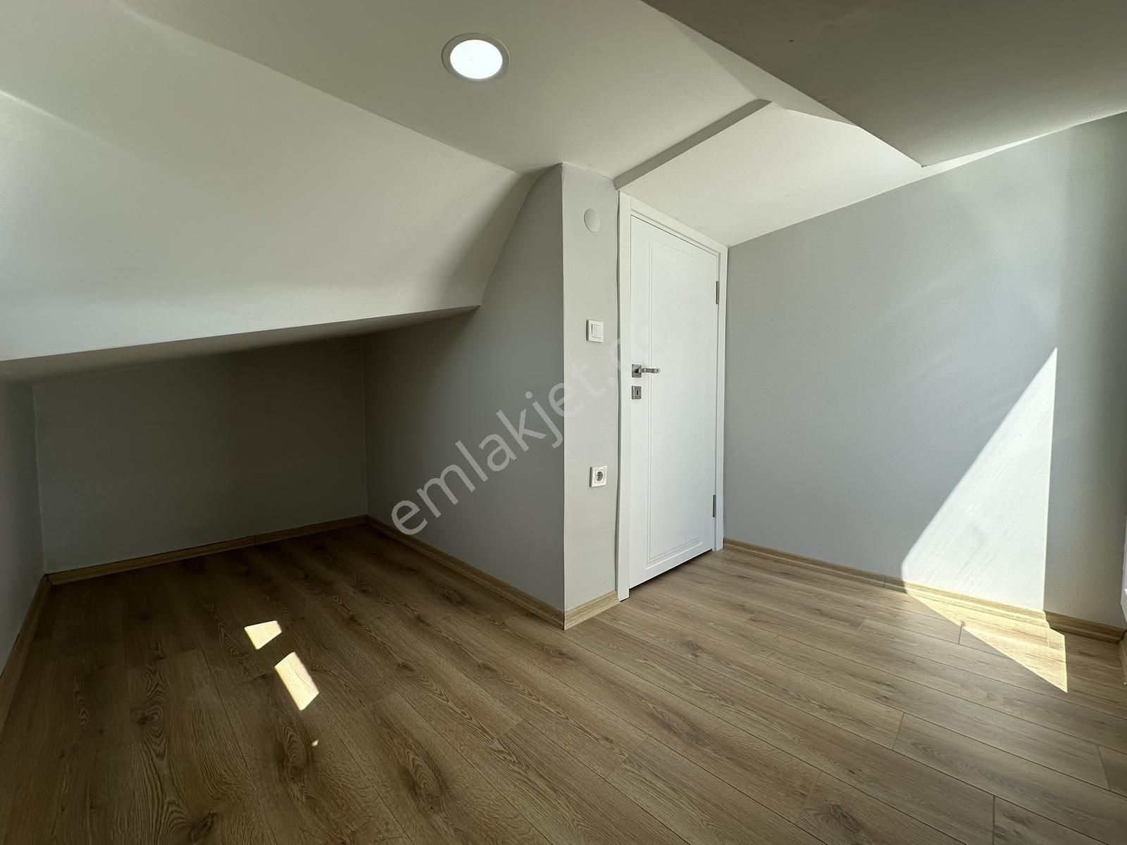 Marcity'den Bahçelievler Çalışlar Yakını 134 M² Satılık Dublex - Görsel 24