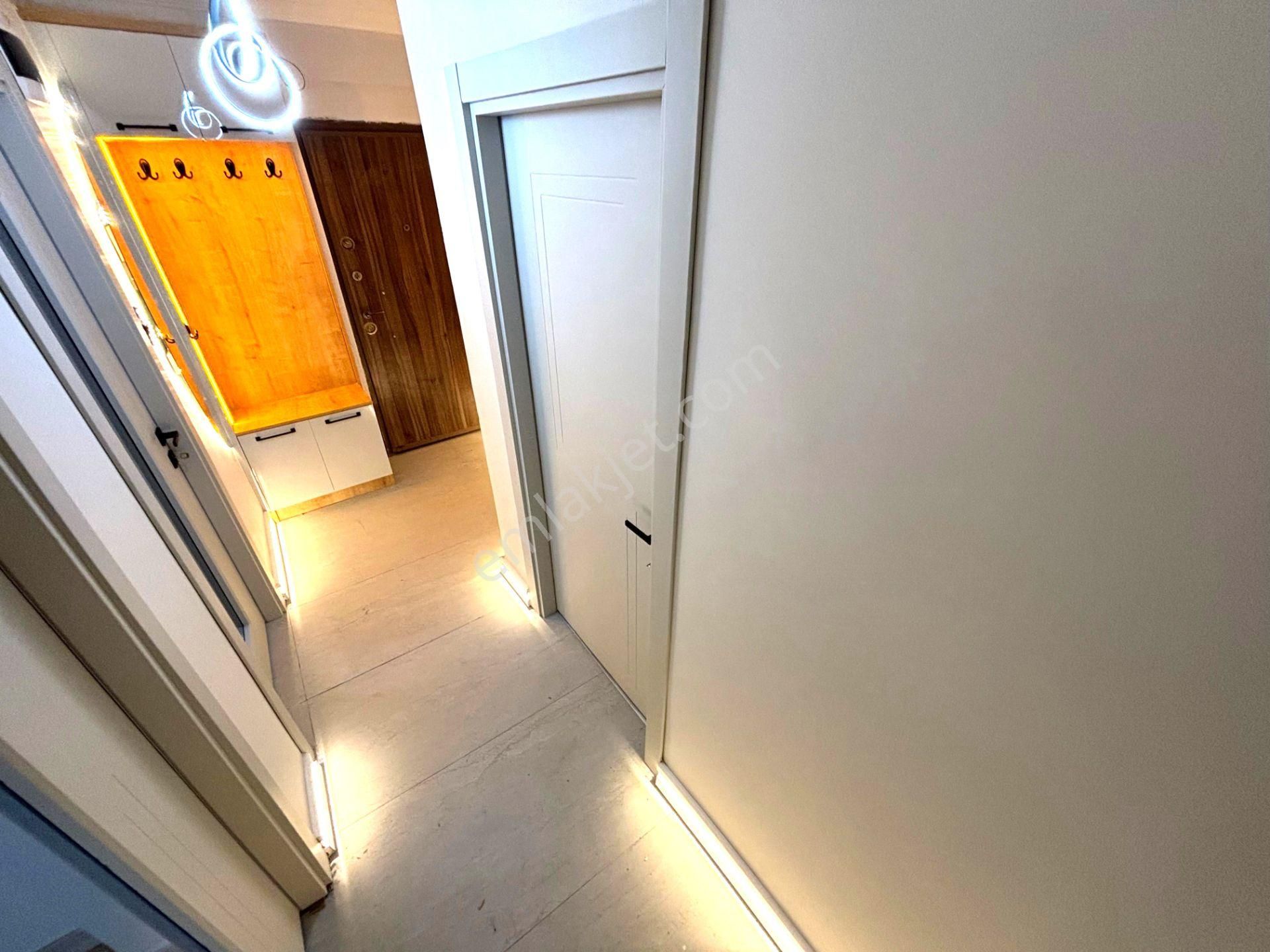 𝄞melodi'den Akçay Merkez'de Çift Cephe Ara Kat Ayrı Mutfaklı Tasarım Harikası 2+1 Daire - Görsel 22