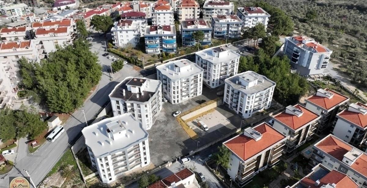 Kuşadası Ata Mah. Satılık Arakat 2+1 Daire - Görsel 7