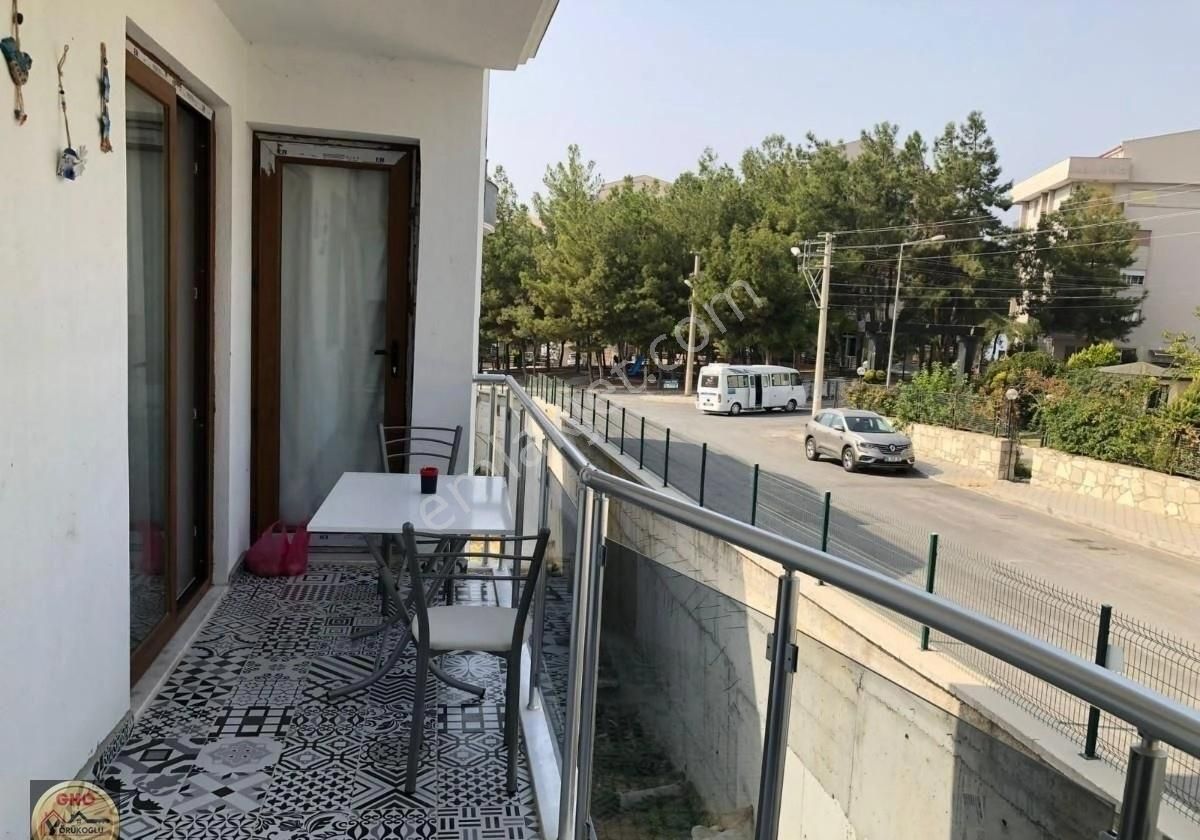 Kuşadası Ata Mah. Satılık Arakat 2+1 Daire - Görsel 5