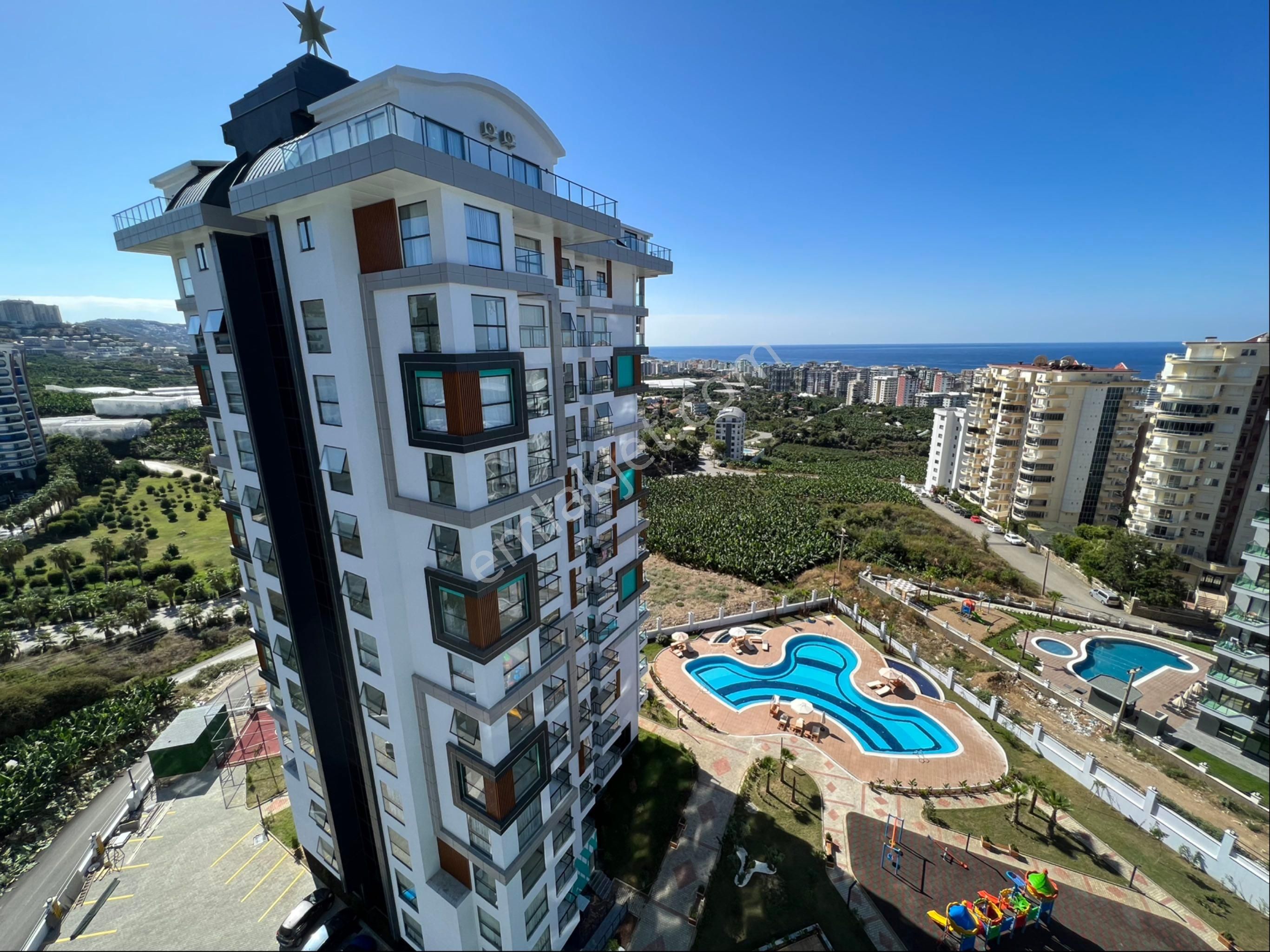 Alanya Mahmutlarda Otel Konseptinde Site İçerisinde Satılık 1+1 Full Eşyalı Daire