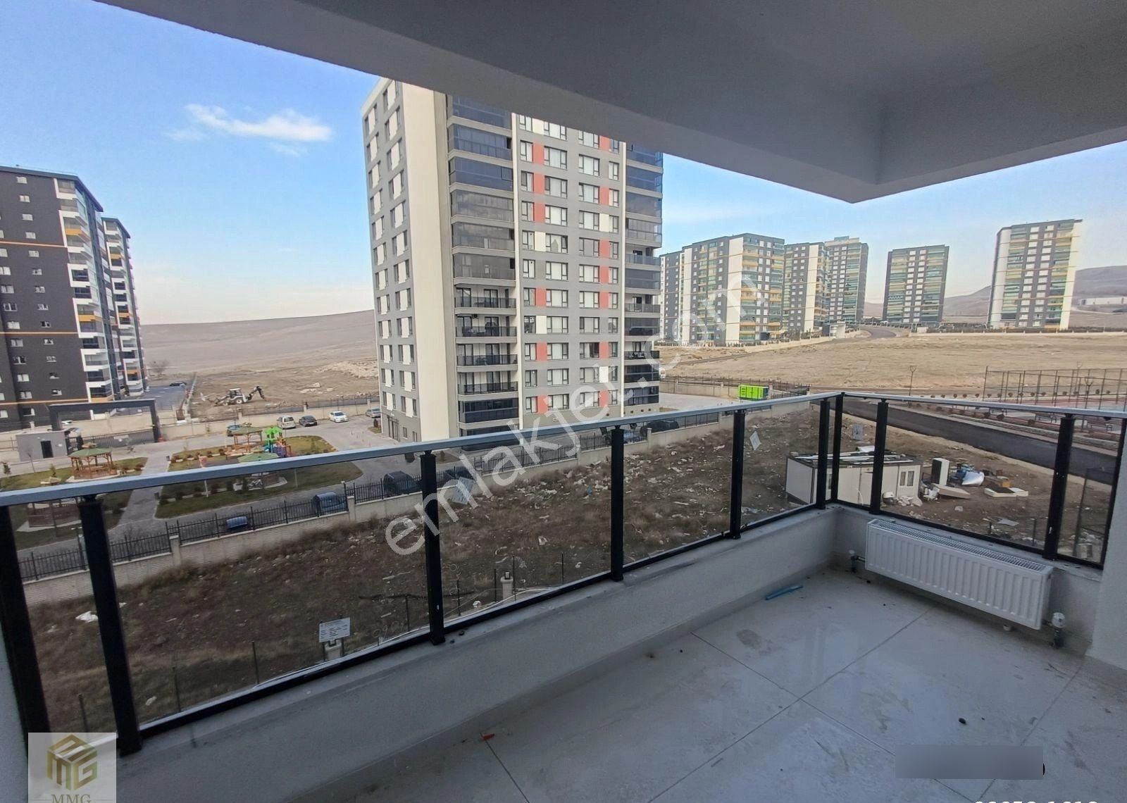 Mmg'den Mevlana Mah.'de Site İçinde 3+1 Ultra Lüks Yapılı Daire! - Görsel 3