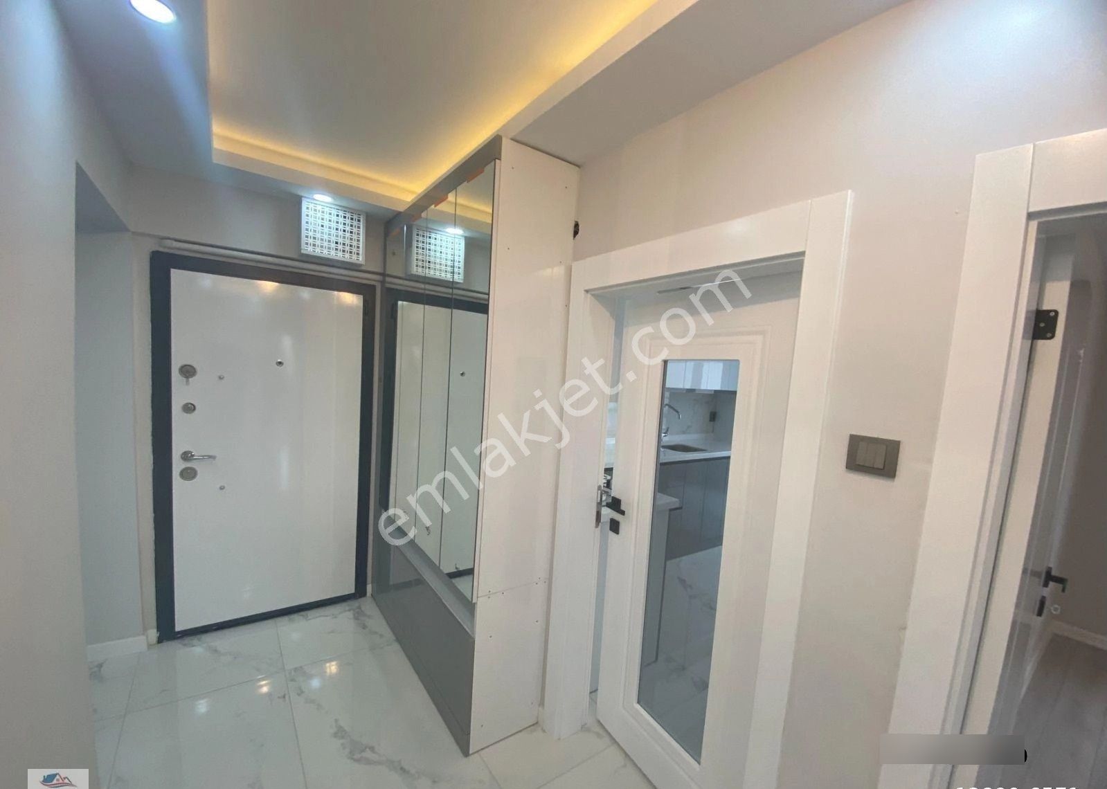 Umut 19 Dan Elvan Mah. Geniş Lüks Yapılı 3+1 Satılık Daire! - Görsel 14