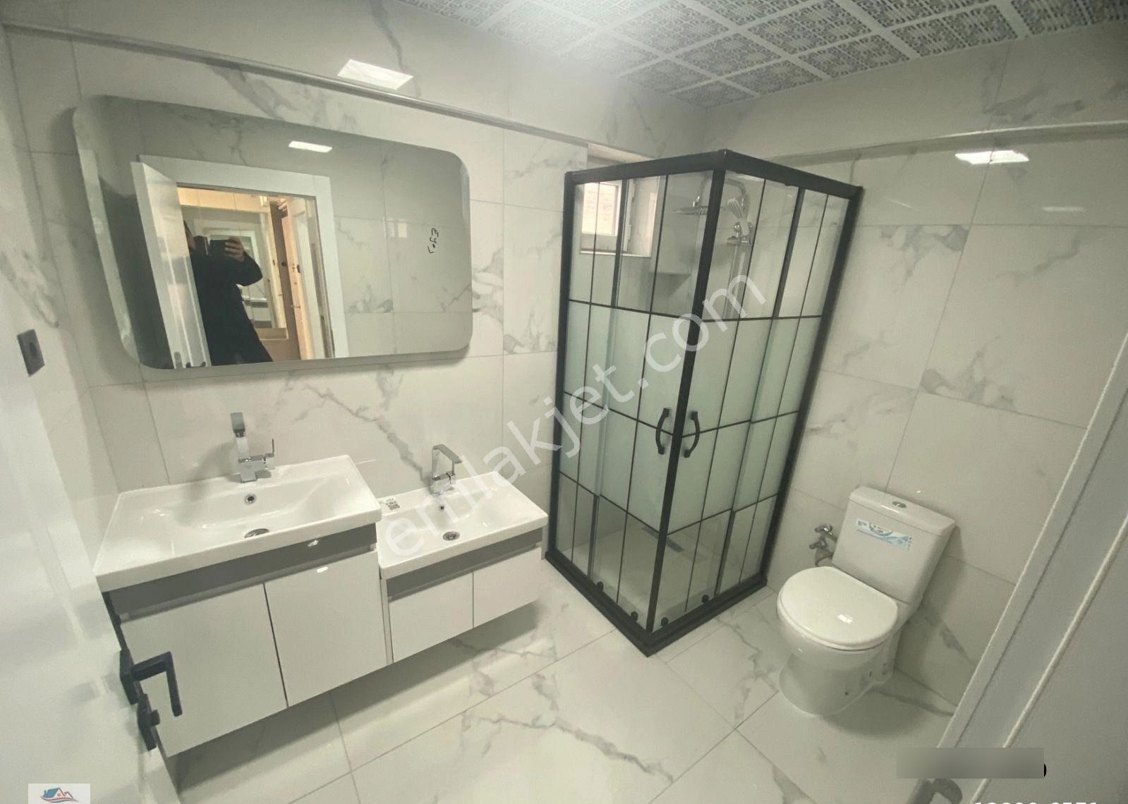 Umut 19 Dan Elvan Mah. Geniş Lüks Yapılı 3+1 Satılık Daire! - Görsel 5