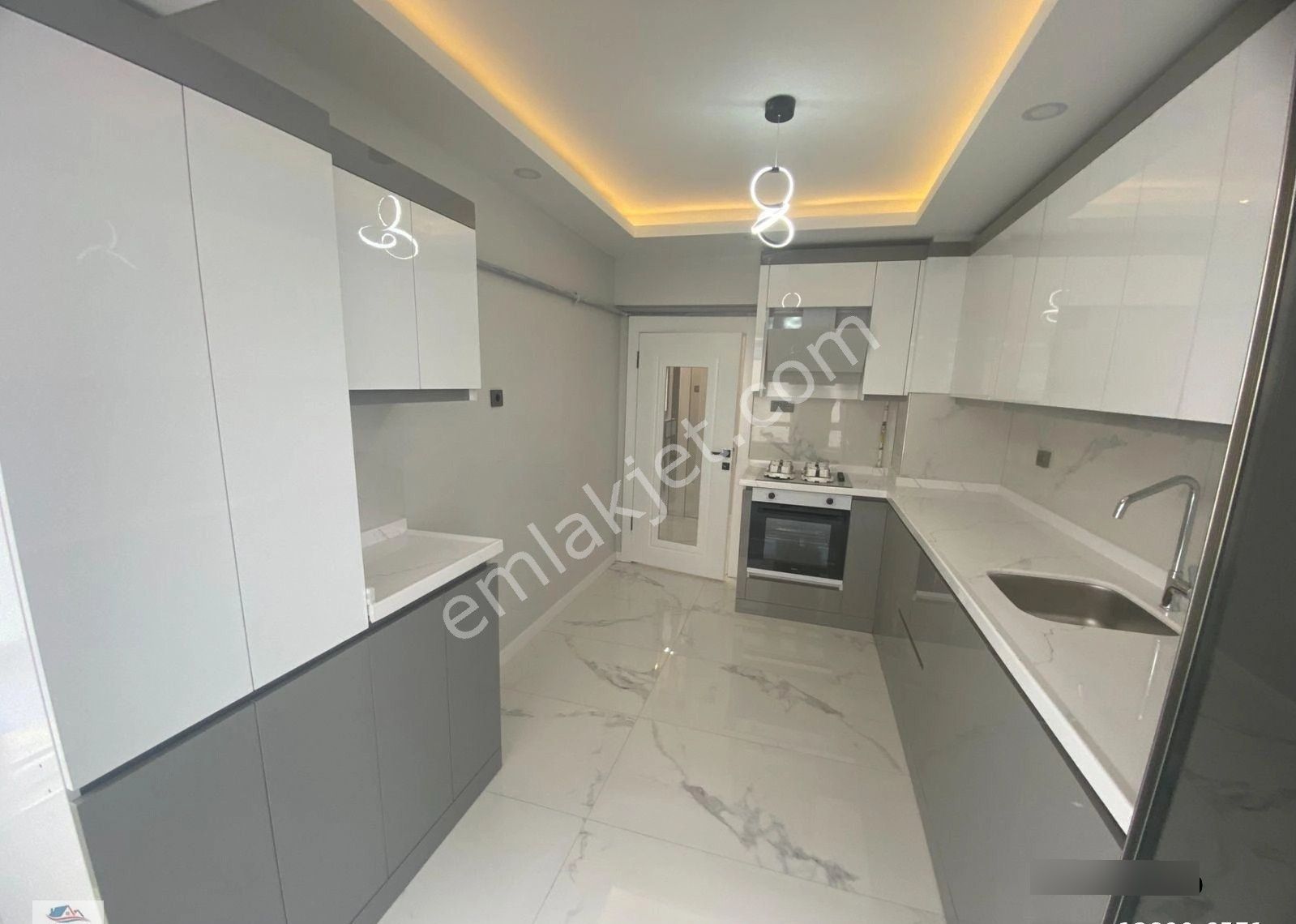 Umut 19 Dan Elvan Mah. Geniş Lüks Yapılı 3+1 Satılık Daire! - Görsel 16