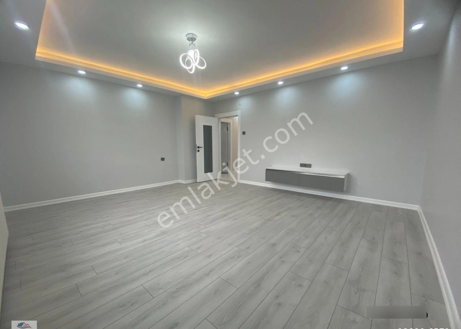 Umut 19 Dan Elvan Mah. Geniş Lüks Yapılı 3+1 Satılık Daire! - Görsel 24