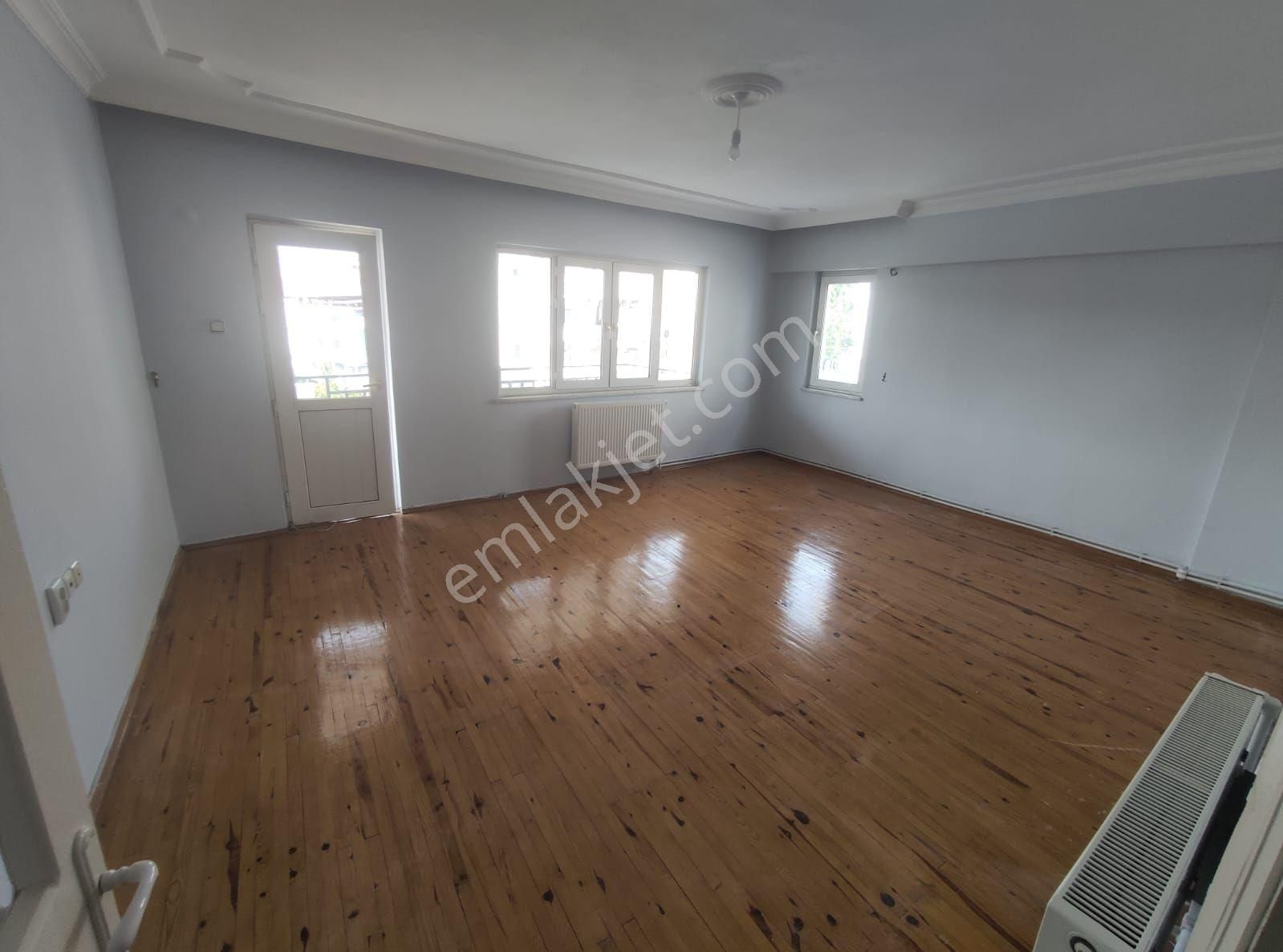 Kiralik Daire Yıldıztepe Mah.kanalyolu Mevkii 3+1 Doğalgazlı 140 M2 Asansörlü Ara Kat - Görsel 18