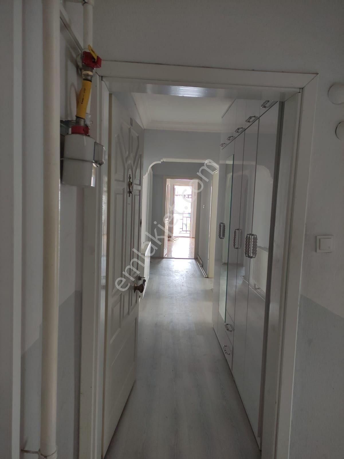 Kiralik Daire Yıldıztepe Mah.kanalyolu Mevkii 3+1 Doğalgazlı 140 M2 Asansörlü Ara Kat - Görsel 11