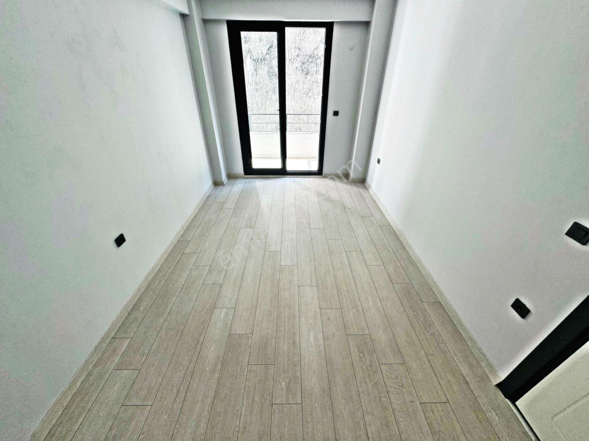 🔵🔵aktiften Akçayda Merkezi Konumda Yaz Kış Keyifli Cam Balkonu Ön Cephe Arakat Lüx 2+1 Daire - Görsel 5