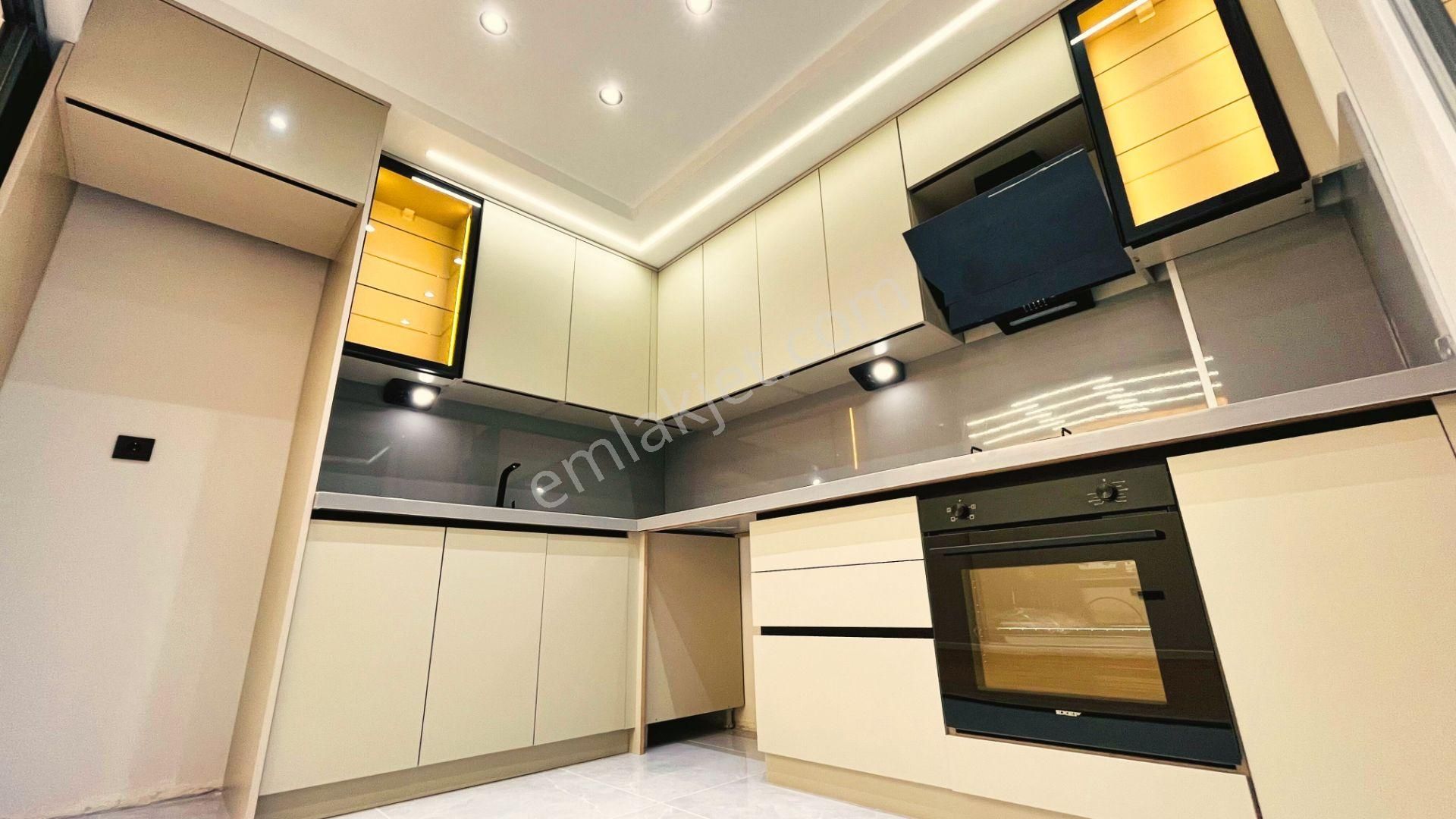 🛑🛑aktif'ten Akçay'da Yenilenen Tasarımı İle Kullanışlı Masrafsız Arakat Satılık 2+1 Daire