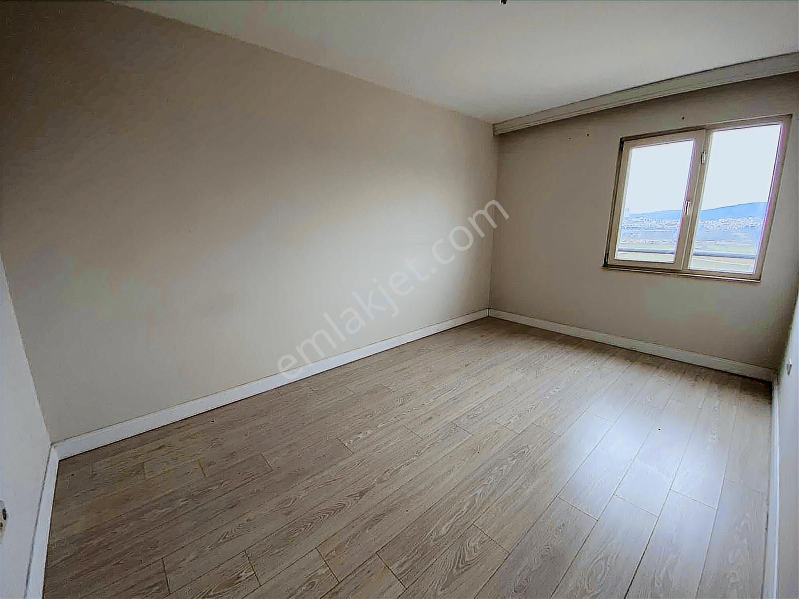 Sinpaş Gyo Bursa Modern Sitesinde 3,5+1 Kiralık Manzaralı Daire - Görsel 22