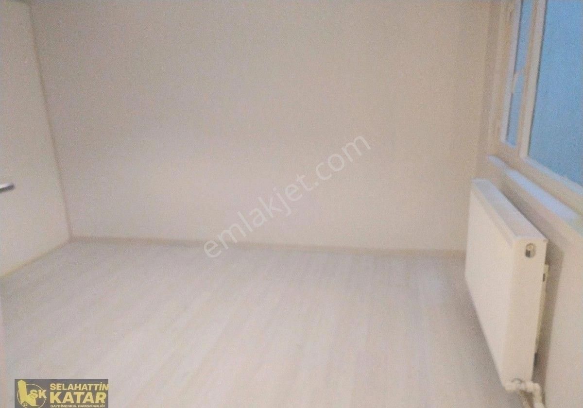 Hacıseyfettin Kara Davut Cadde Üzeri 2+1.110m.4.kat.kombili Bakımlı Daire - Görsel 11