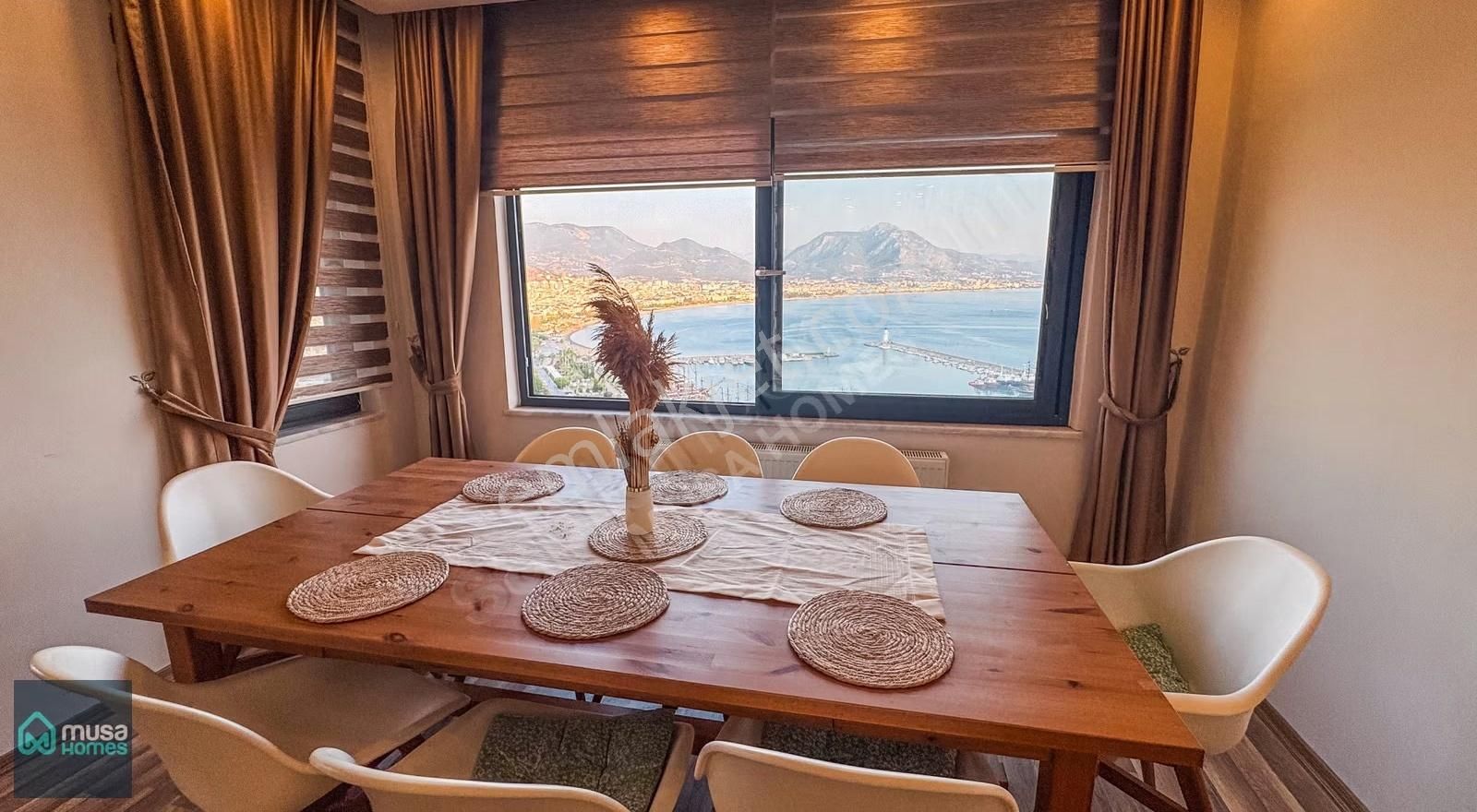 Alanya Kalesinde Panoramik Deniz Ve İskele Manzaralı 3+1 Daire - Görsel 4