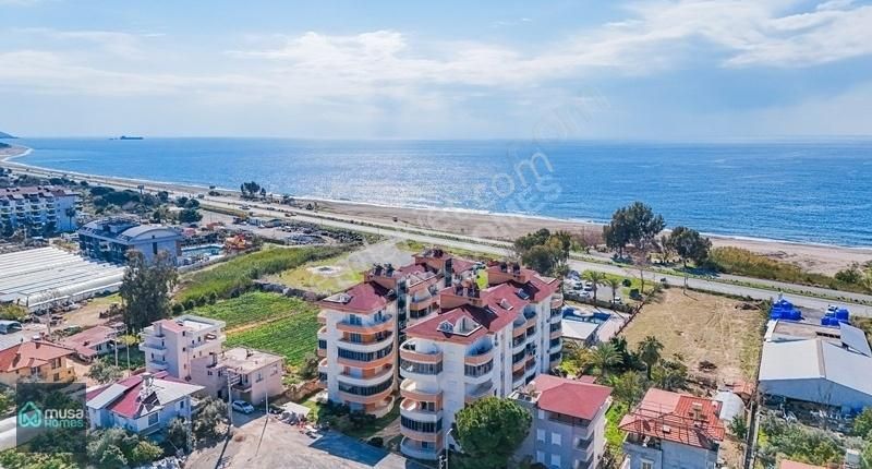 Alanya Demirtaş Mah.2+1 Denize Sıfır, Site İçerisnde Ferah Daire