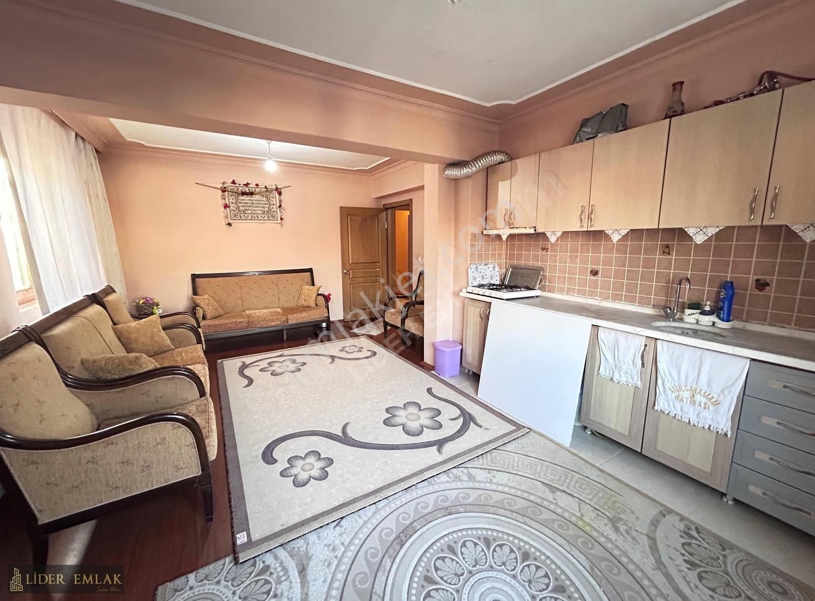 Güneşevlerde Ön Cephe Çift Girişli 6+1 Teraslı Dublex - Görsel 31